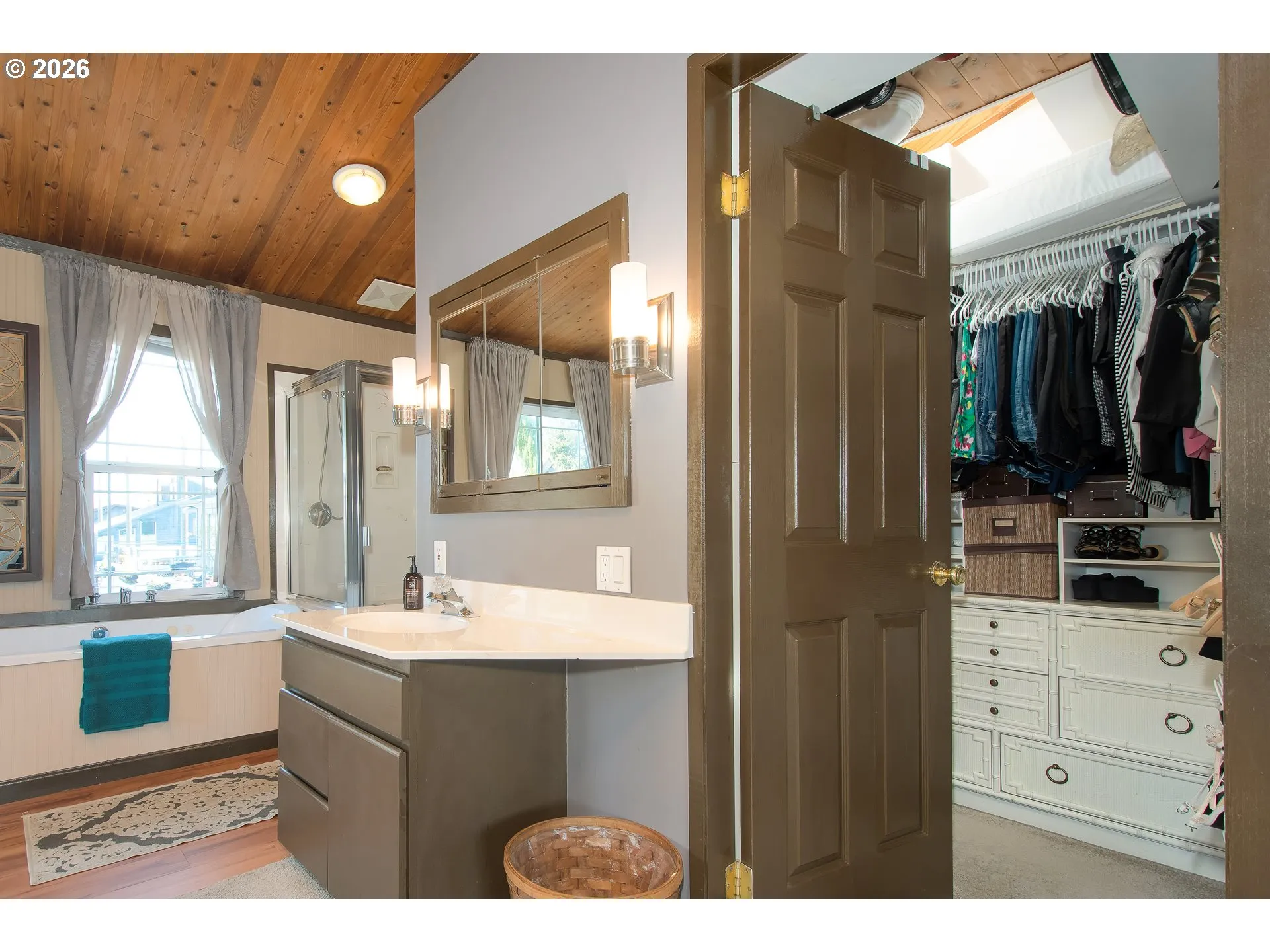 Bedroom, Primary-Walk-In Closet