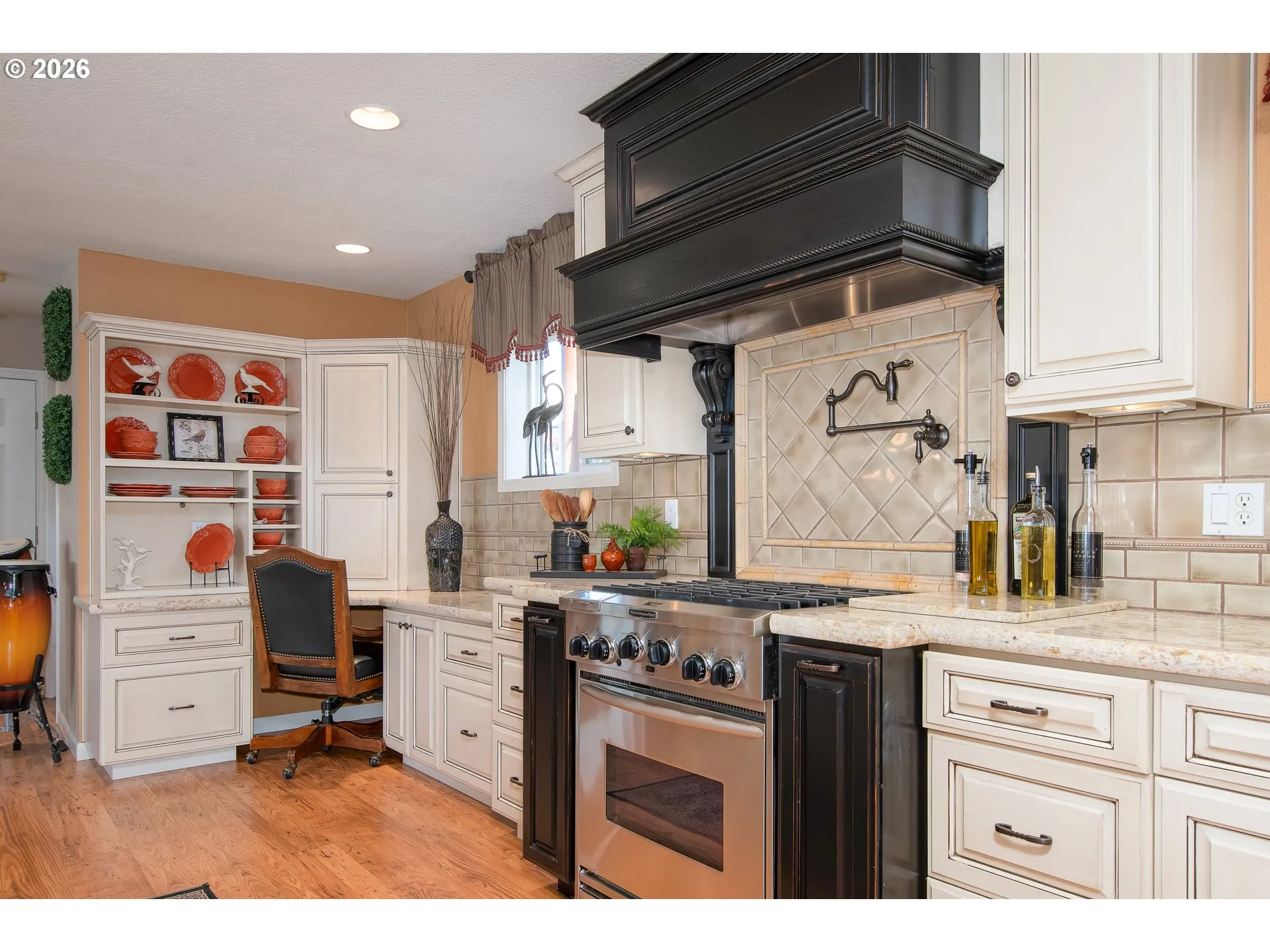 Kitchen-Oven