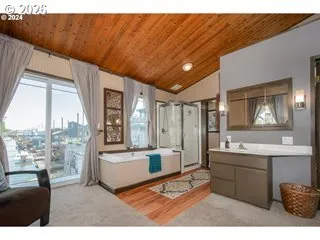 Primary Bedroom-Attached Bathroom