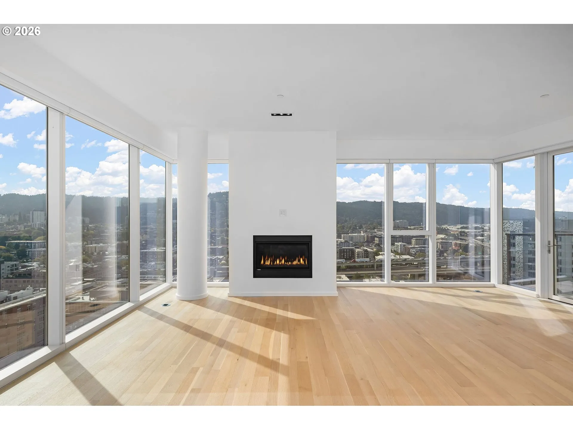 Living Room/Dining Room