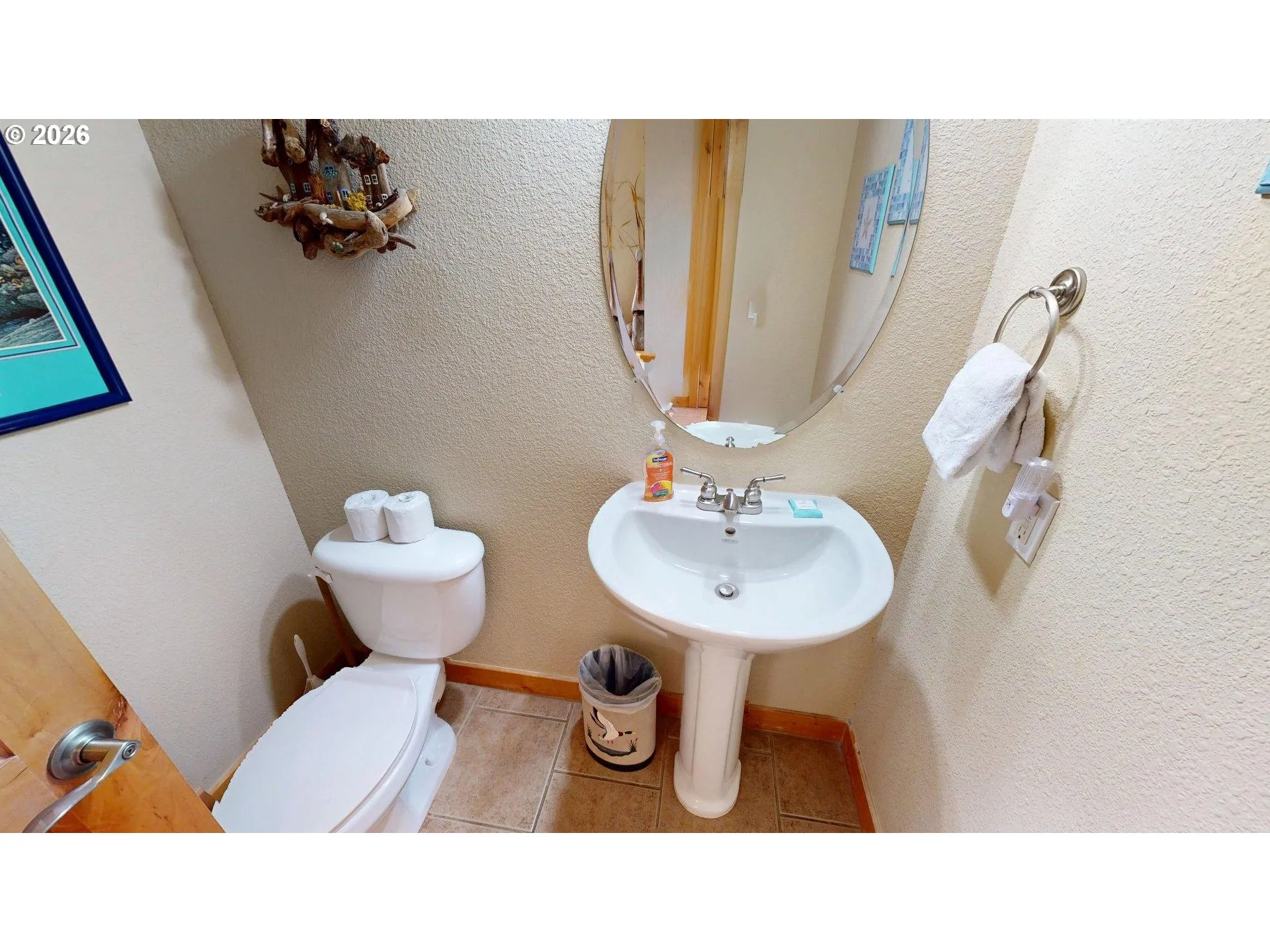 Bathroom, Attached-Half Bath