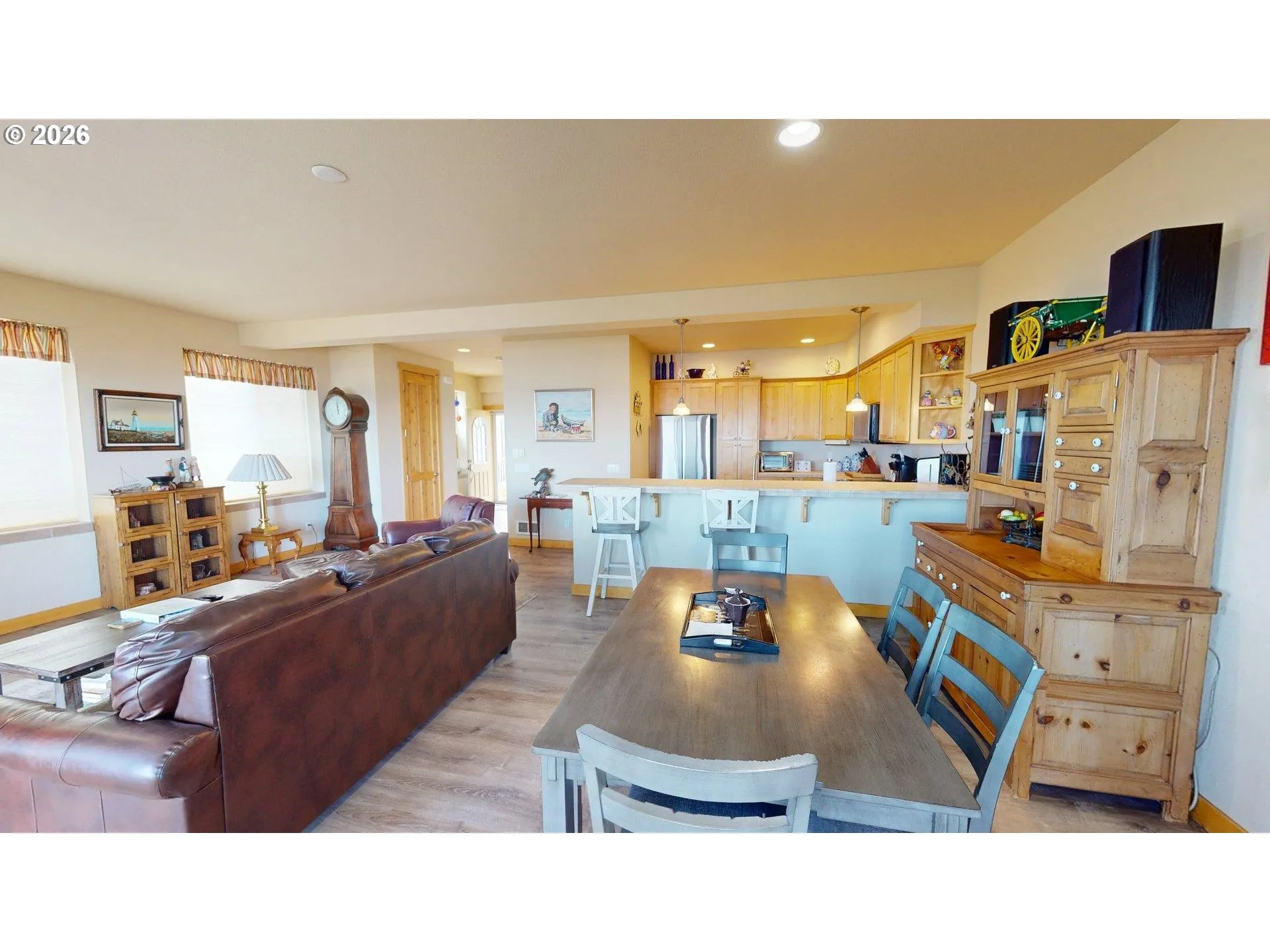 Living Room/Dining Room