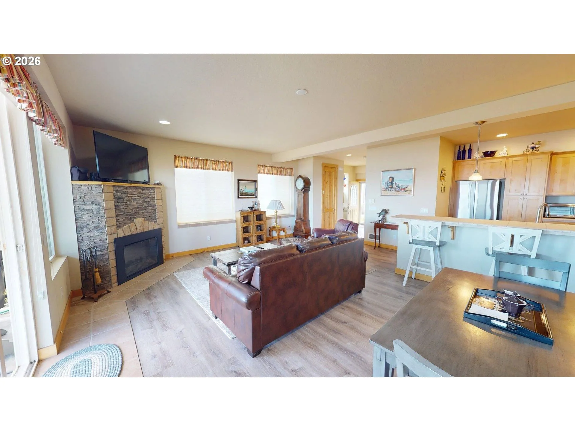 Living Room/Dining Room