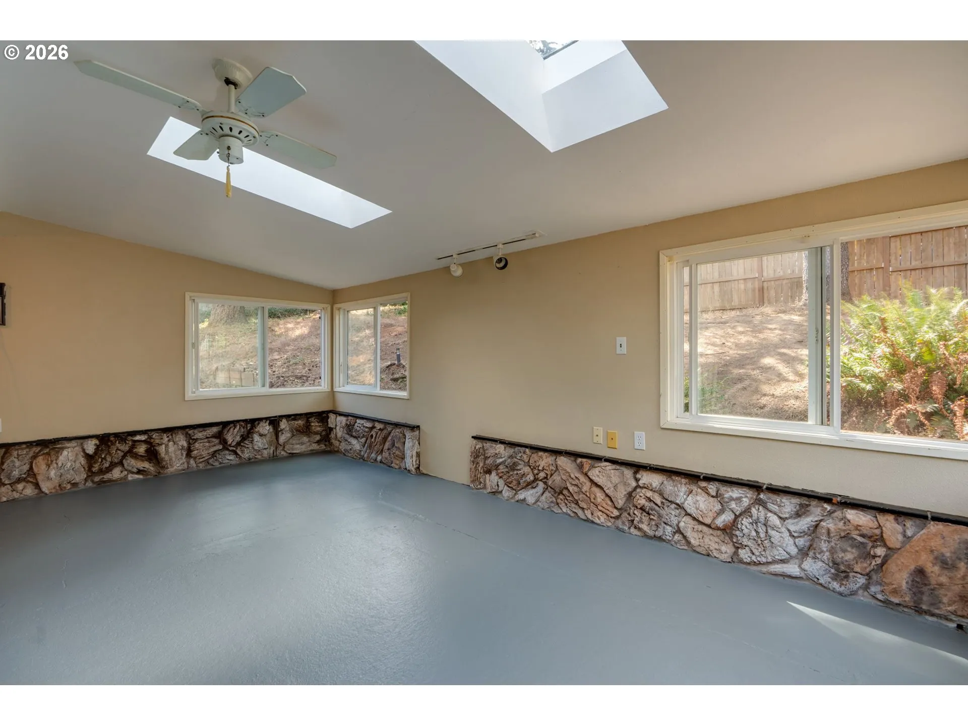 Bonus Room-Ceiling Fan