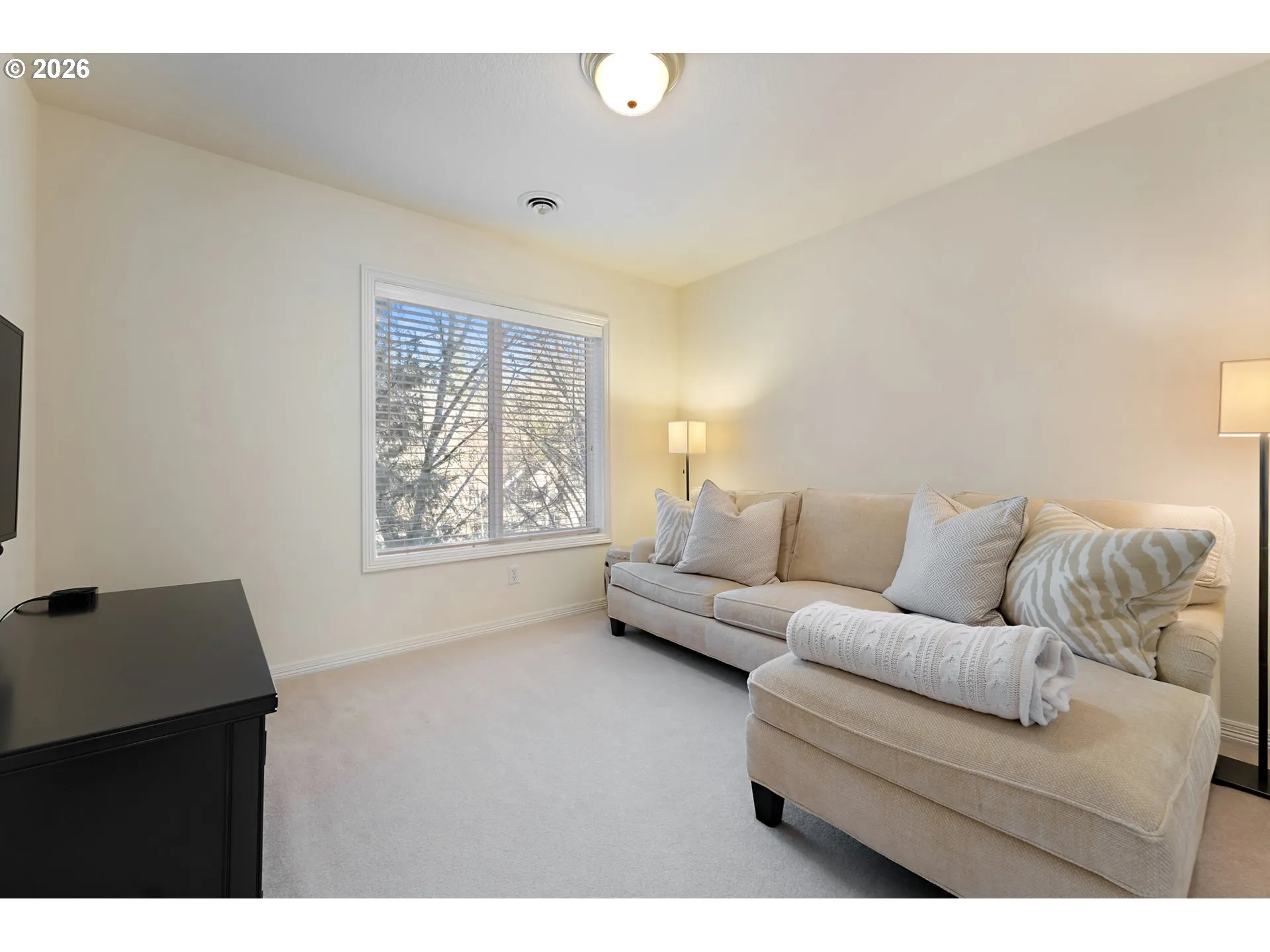 Den/Office-Upper