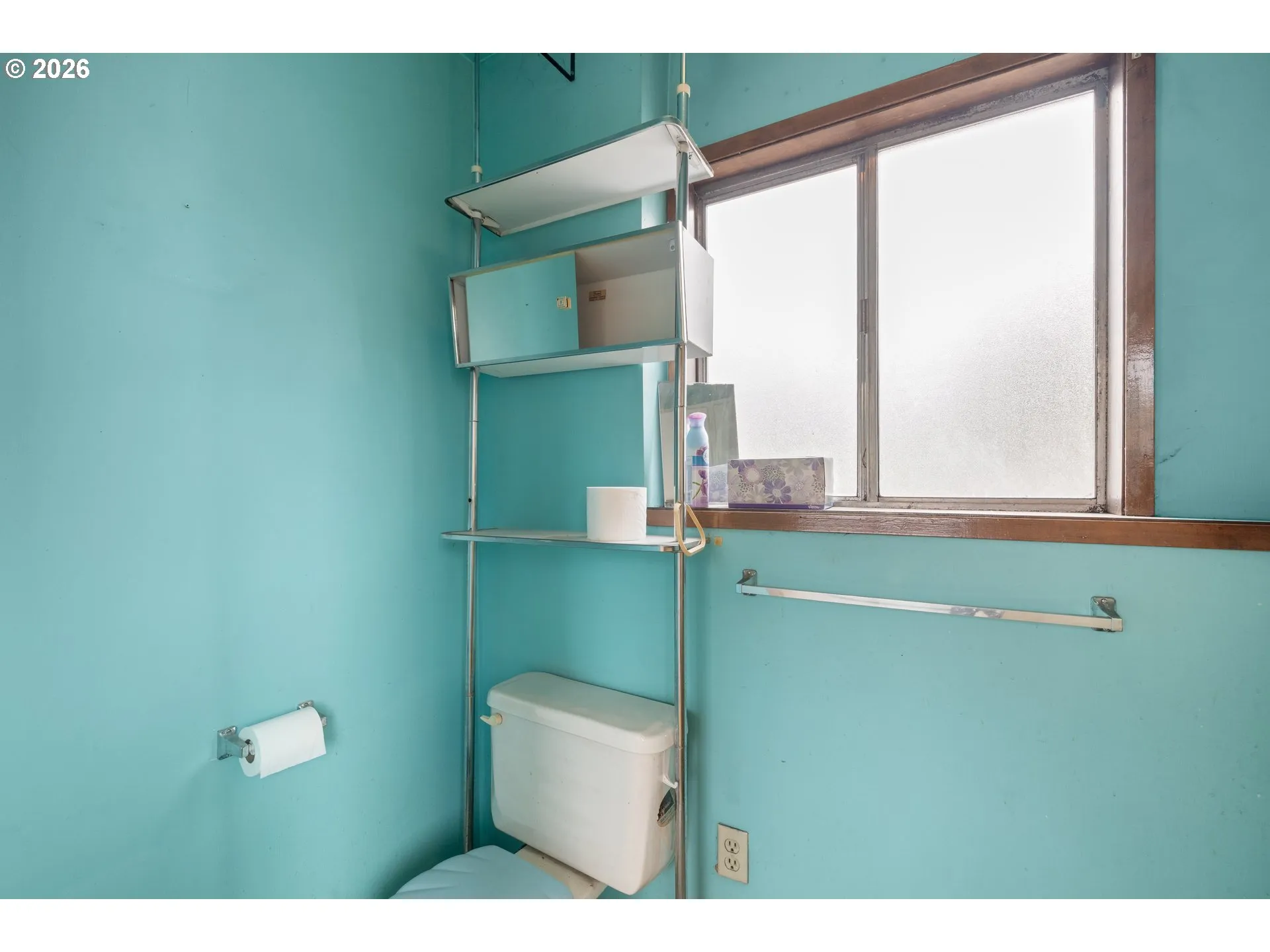Bathroom-Hall