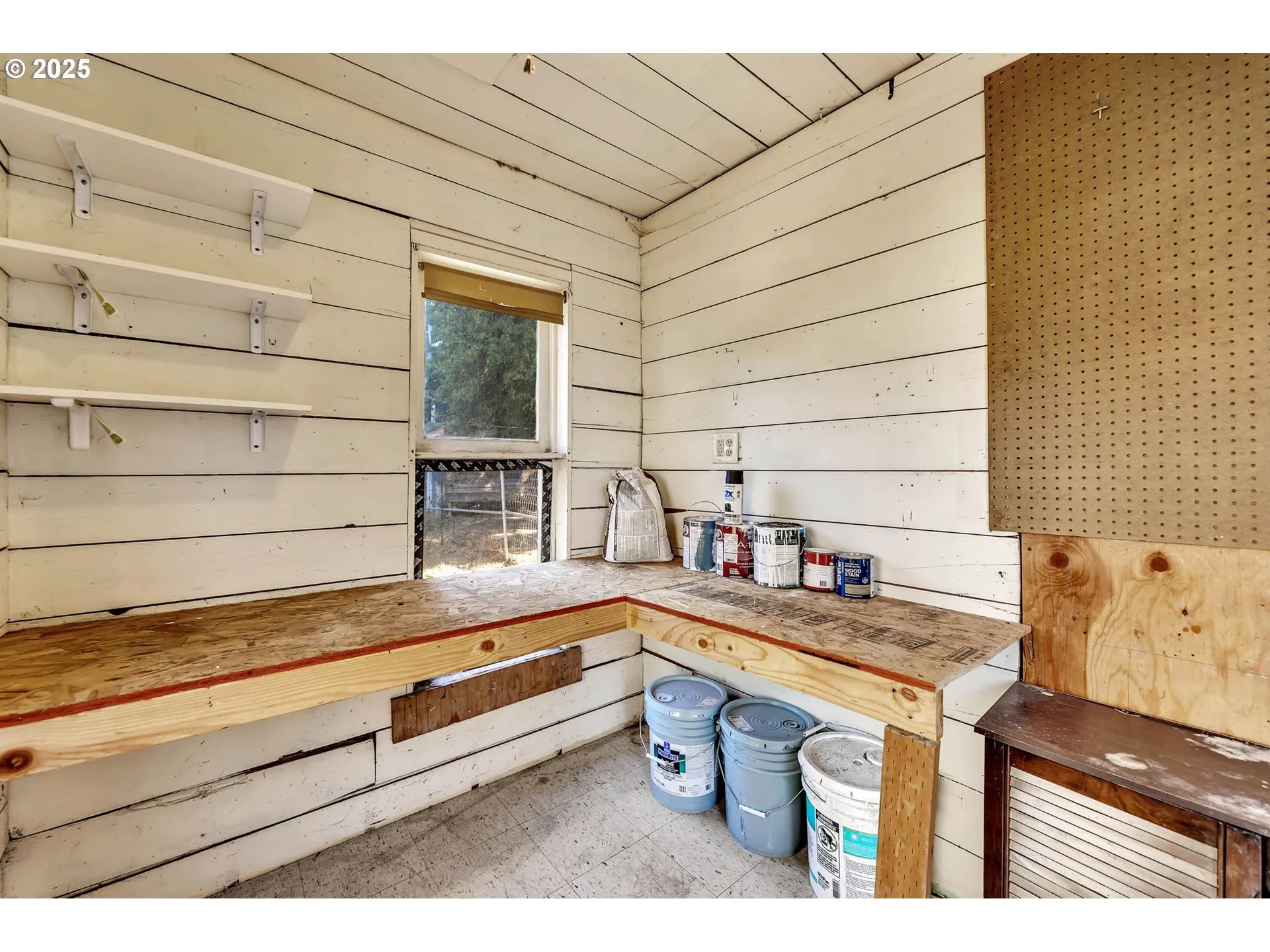 Shed