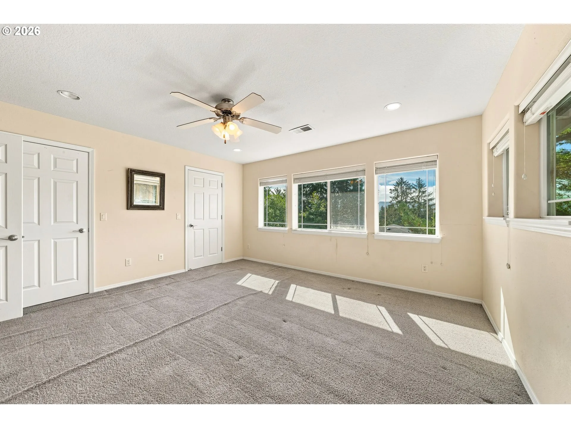 Bedroom, Primary-Upper