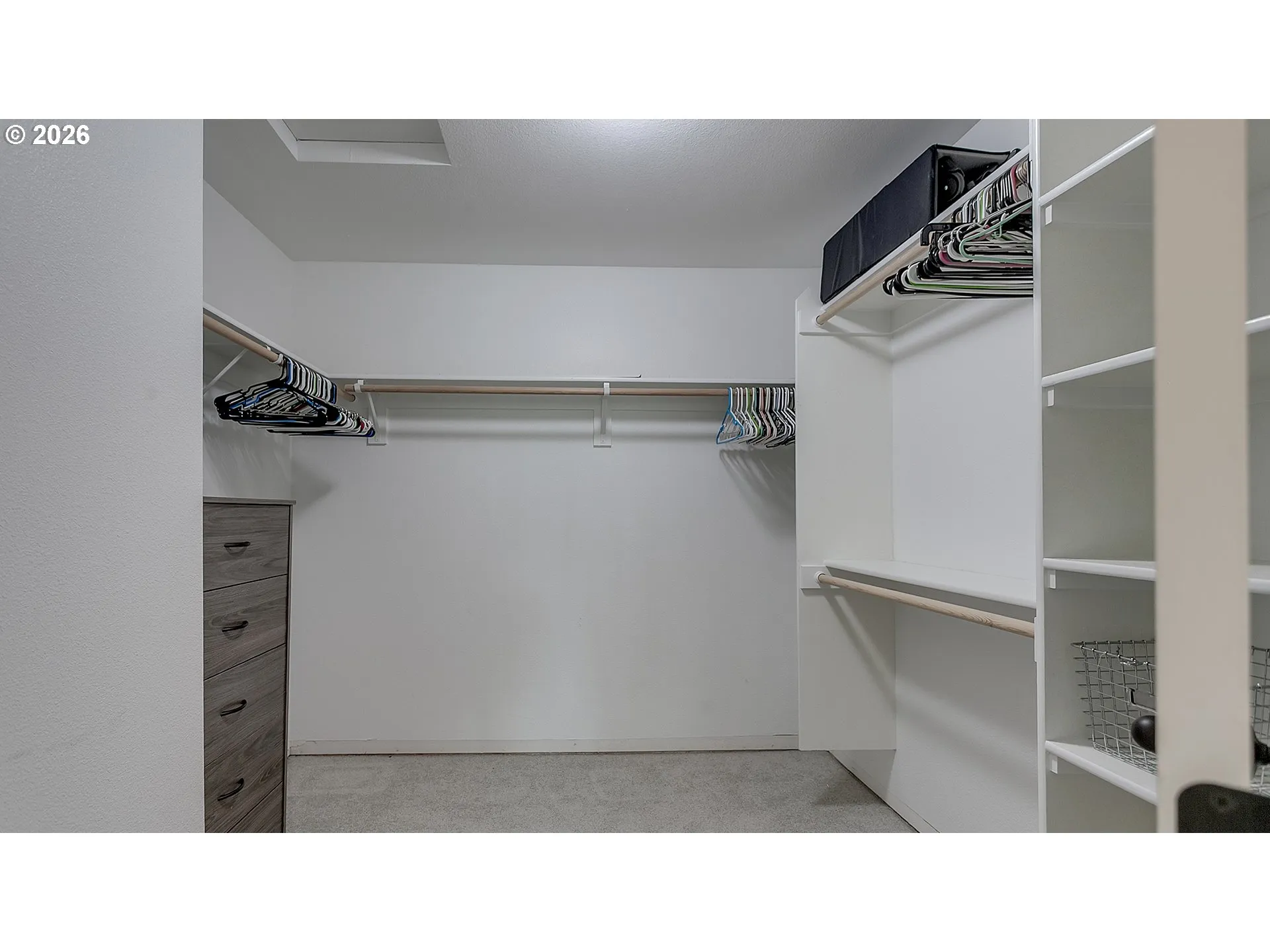Bedroom, Owner's Suite-Walk-In Closet