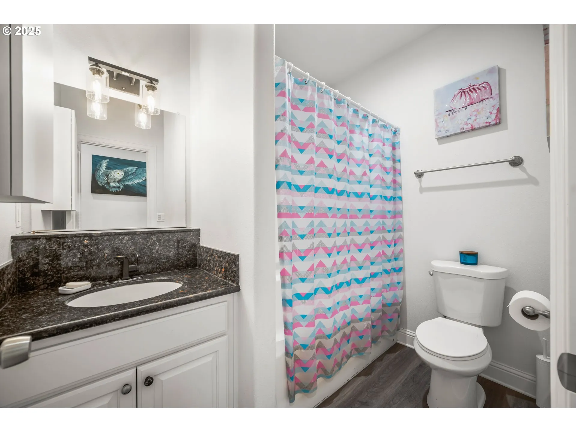 Bathroom, Attached-Lower