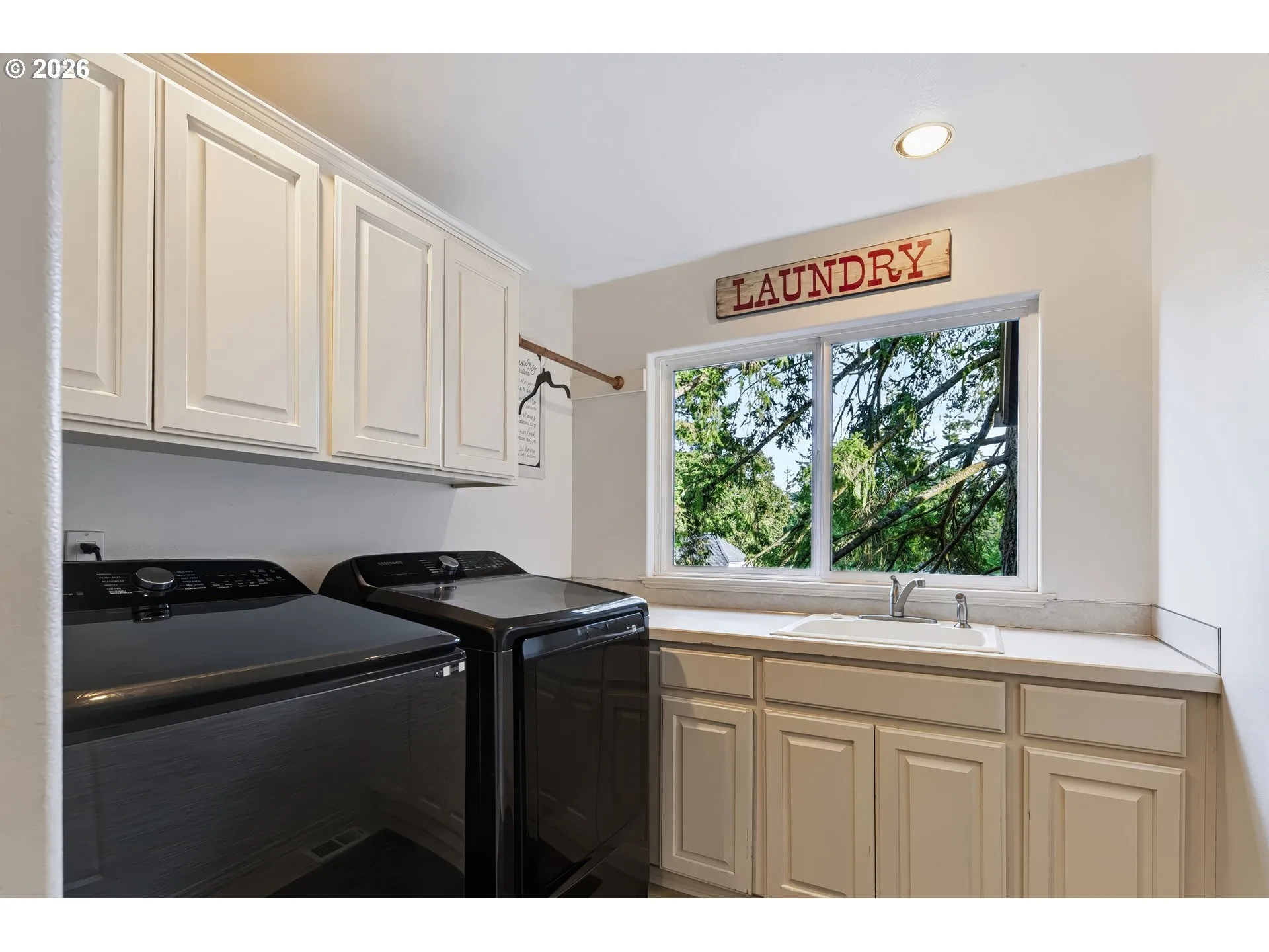 Laundry-Main
