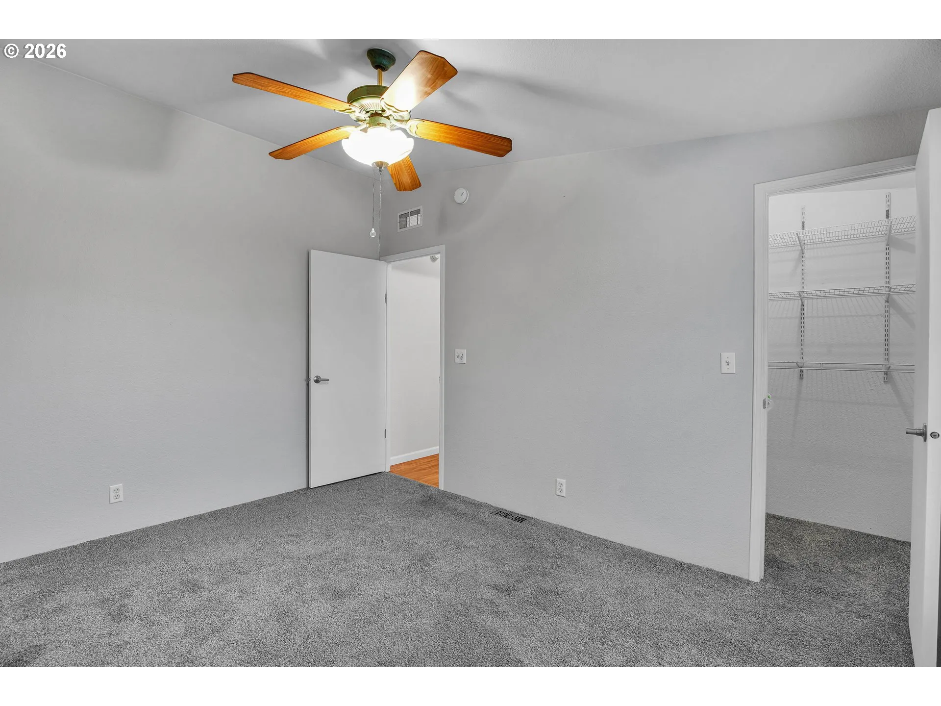 Bedroom-Walk-In Closet