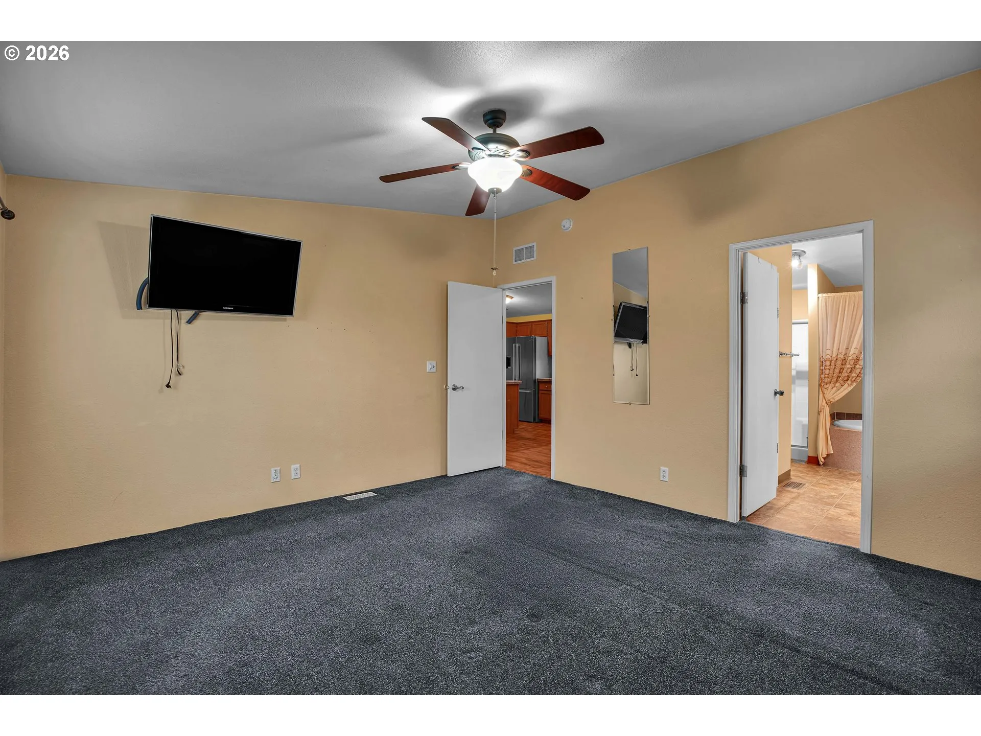 Owner's Suite Bedroom-Main