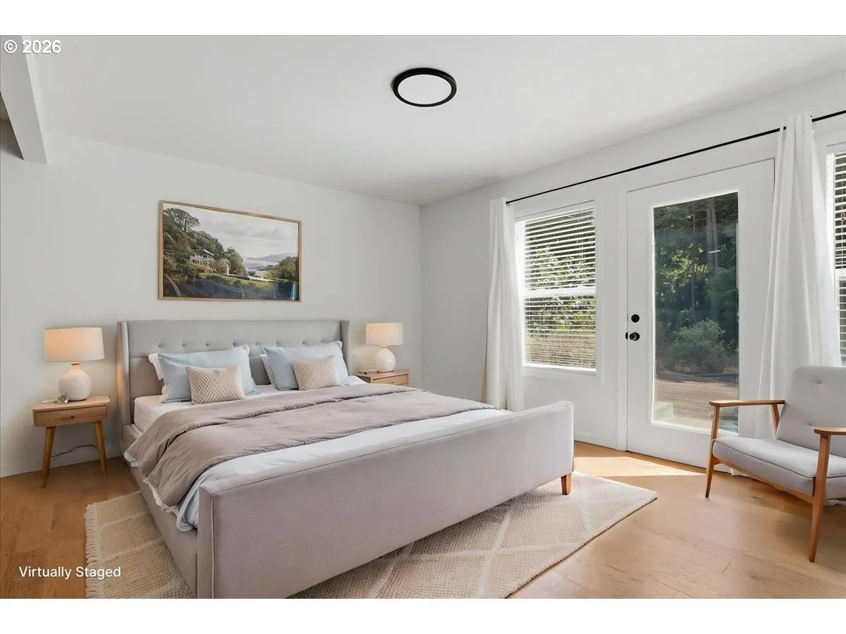 Bedroom, Primary