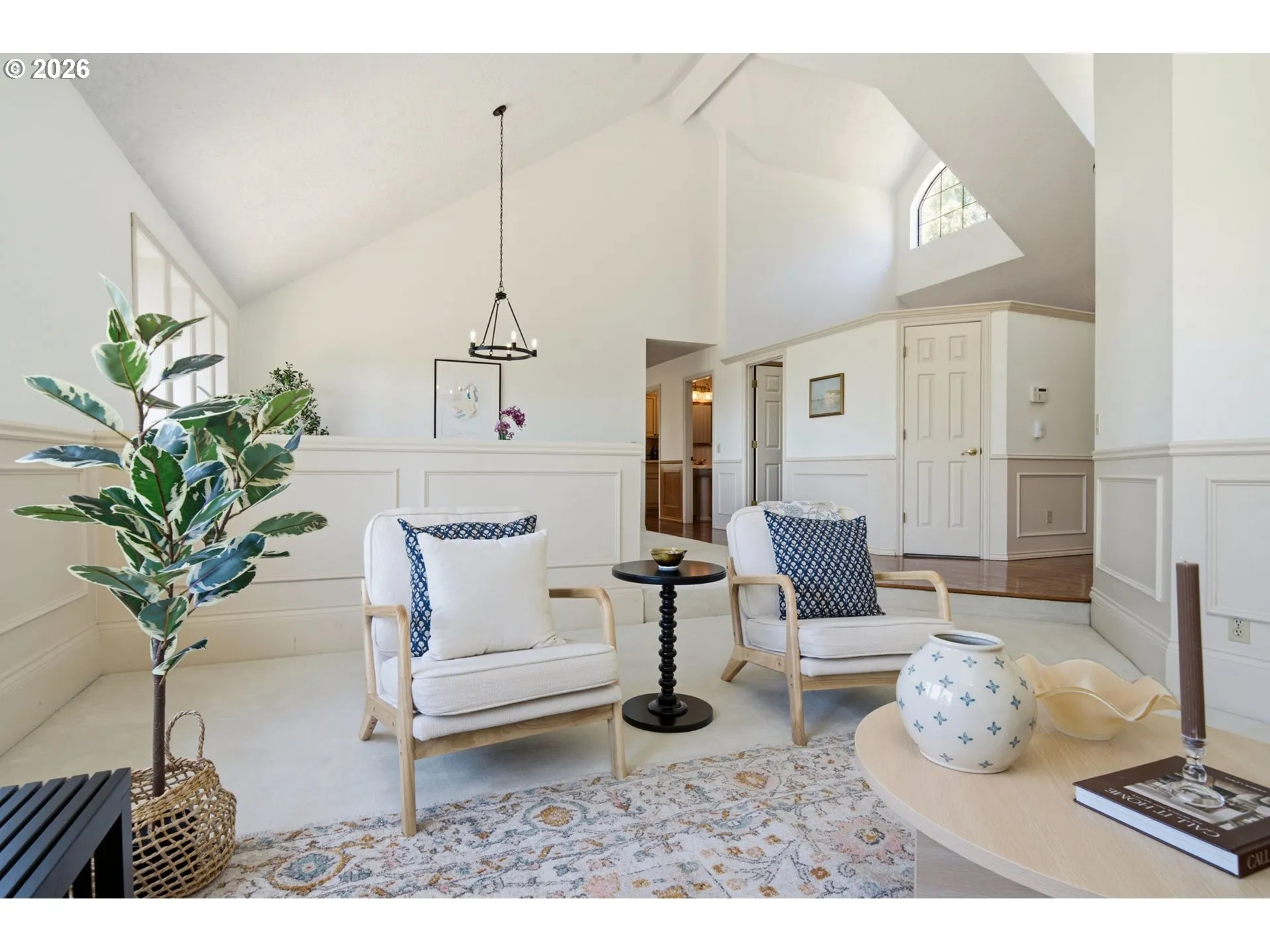 Living Room-Vaulted Ceilings