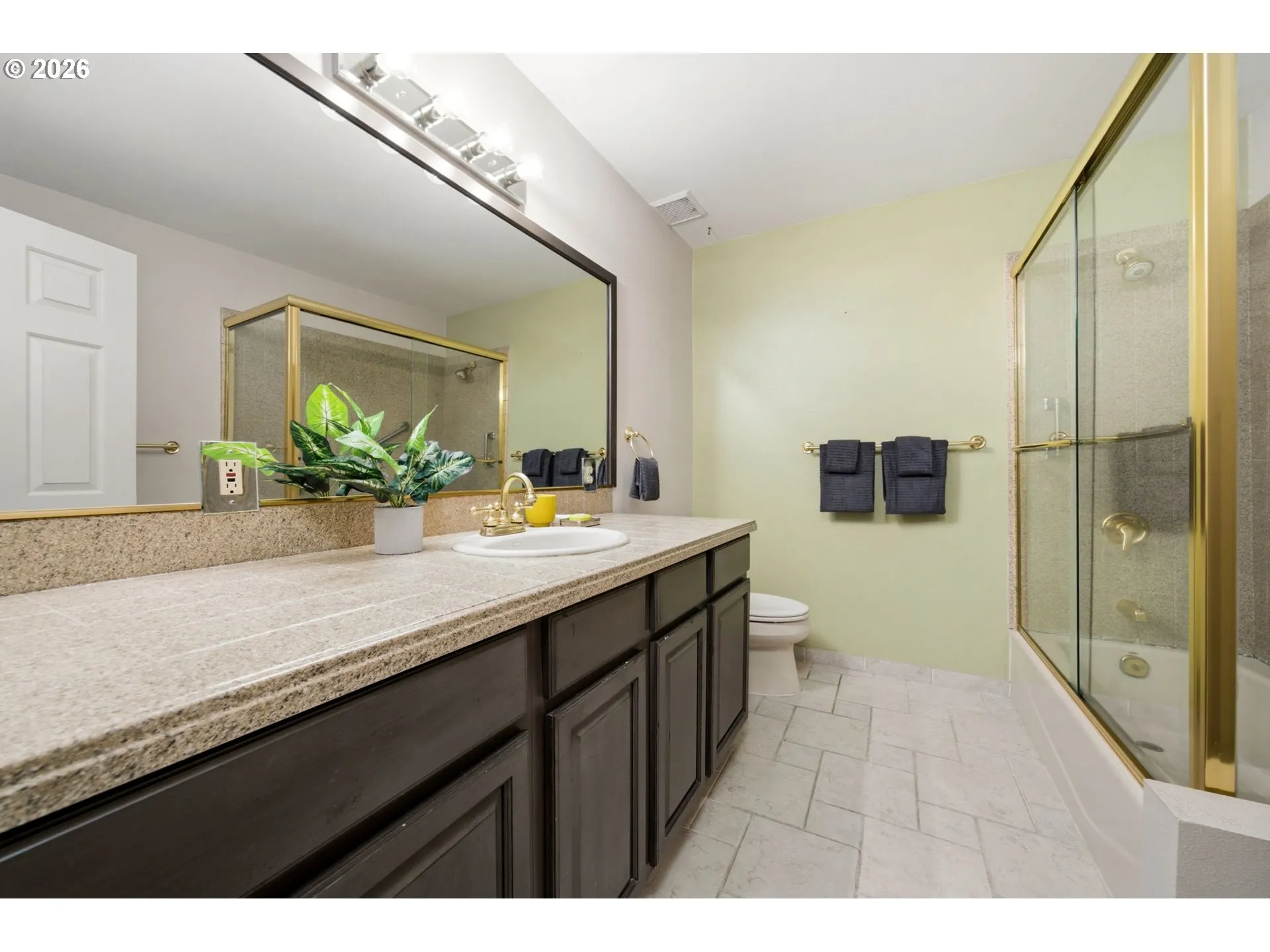 Bathroom-Lower