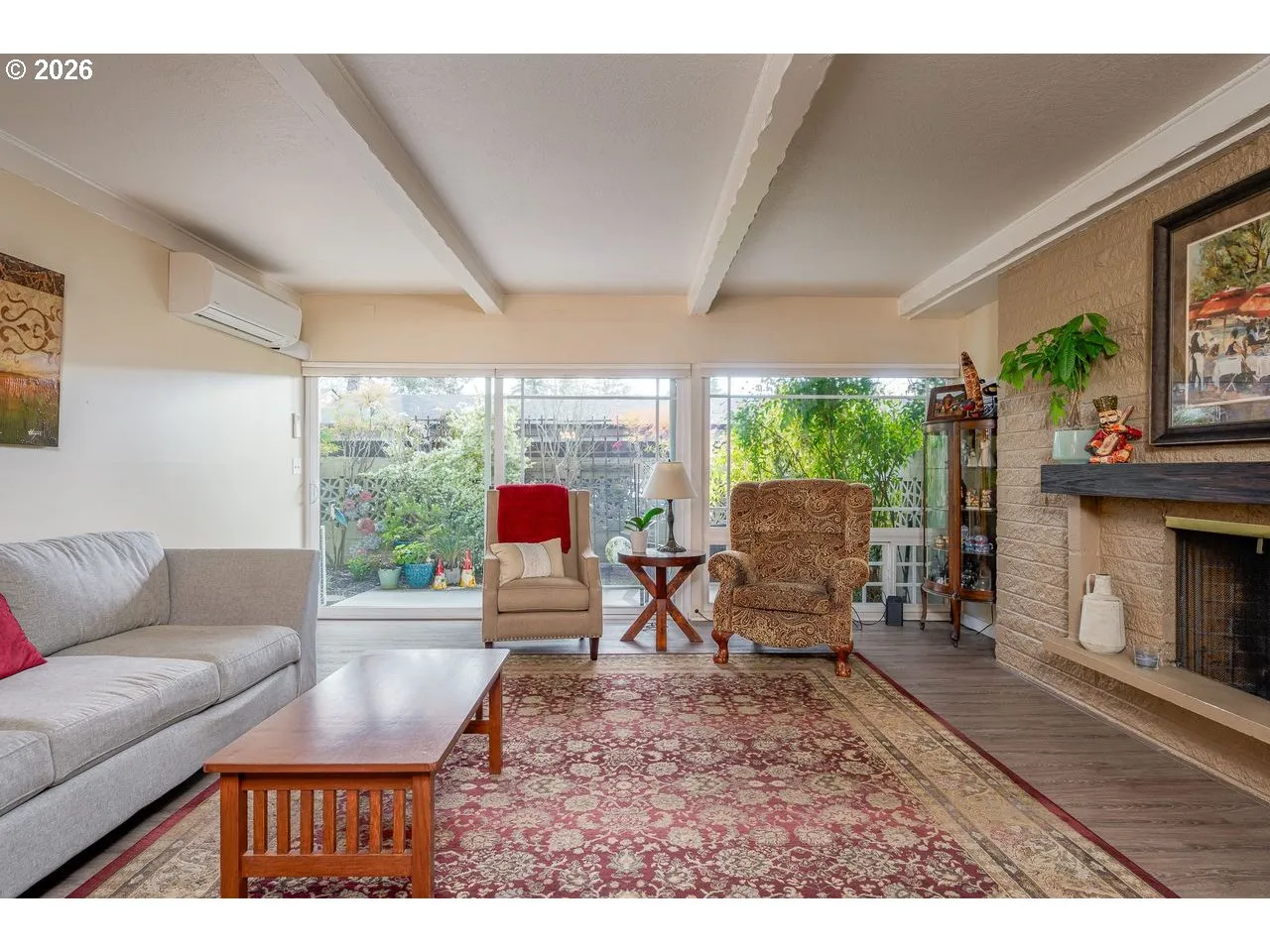 Living Room-Fireplace