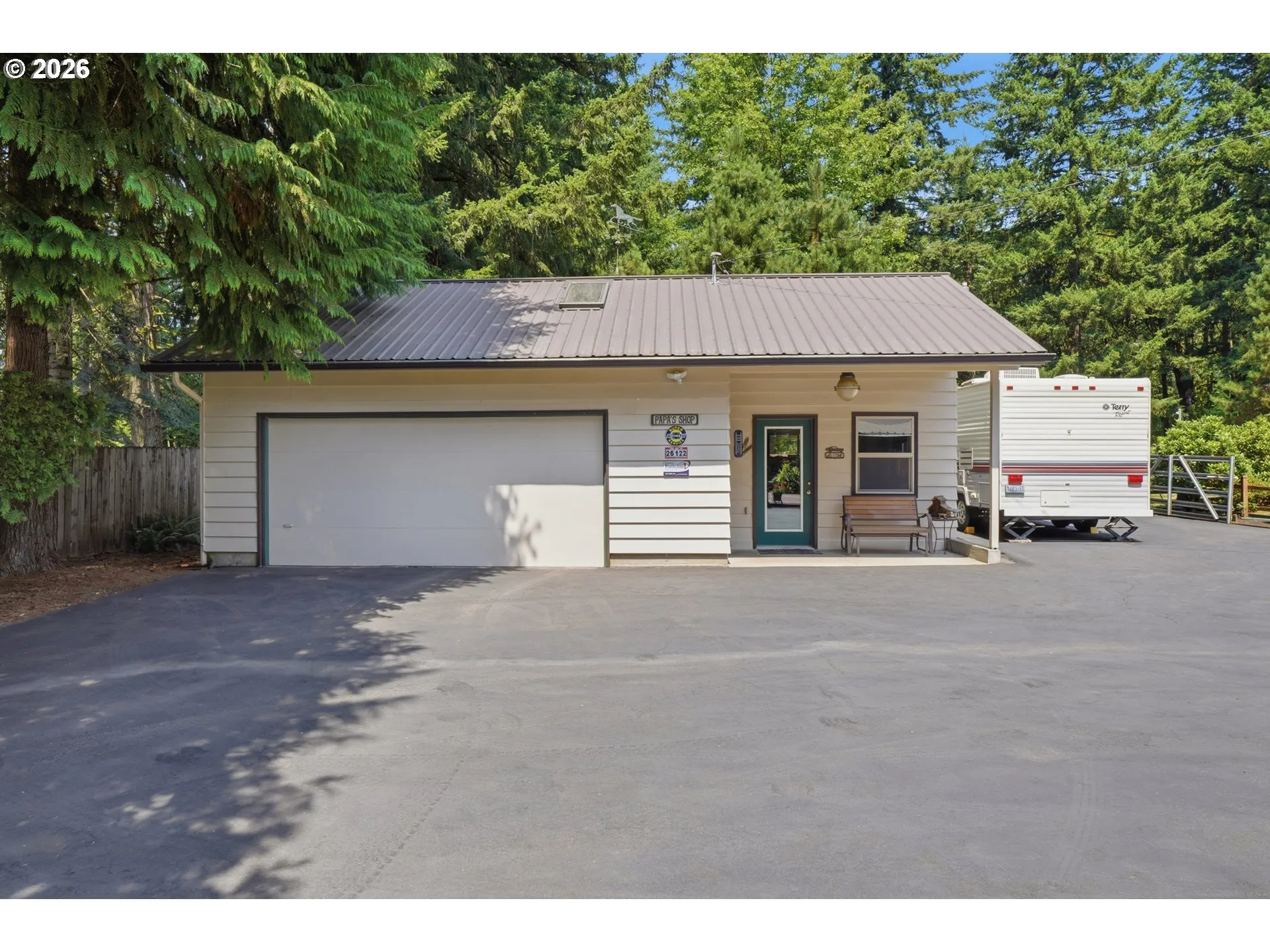 Garage