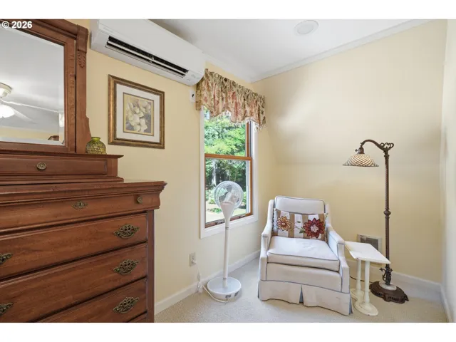 Bedroom, Primary