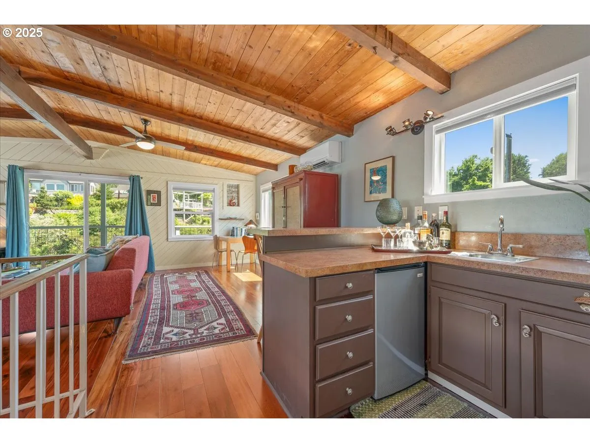 Wet Bar