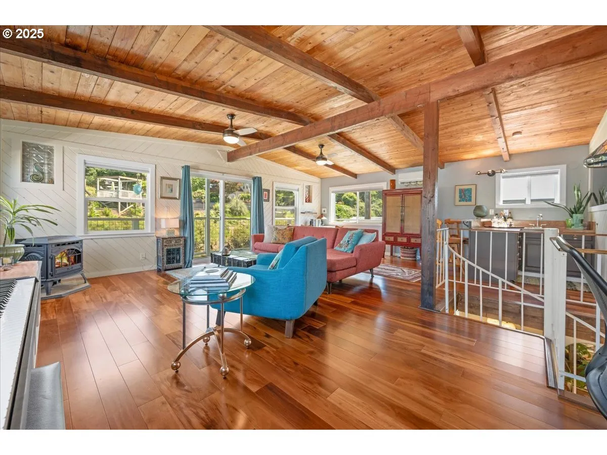 Staircase-To Upper Level