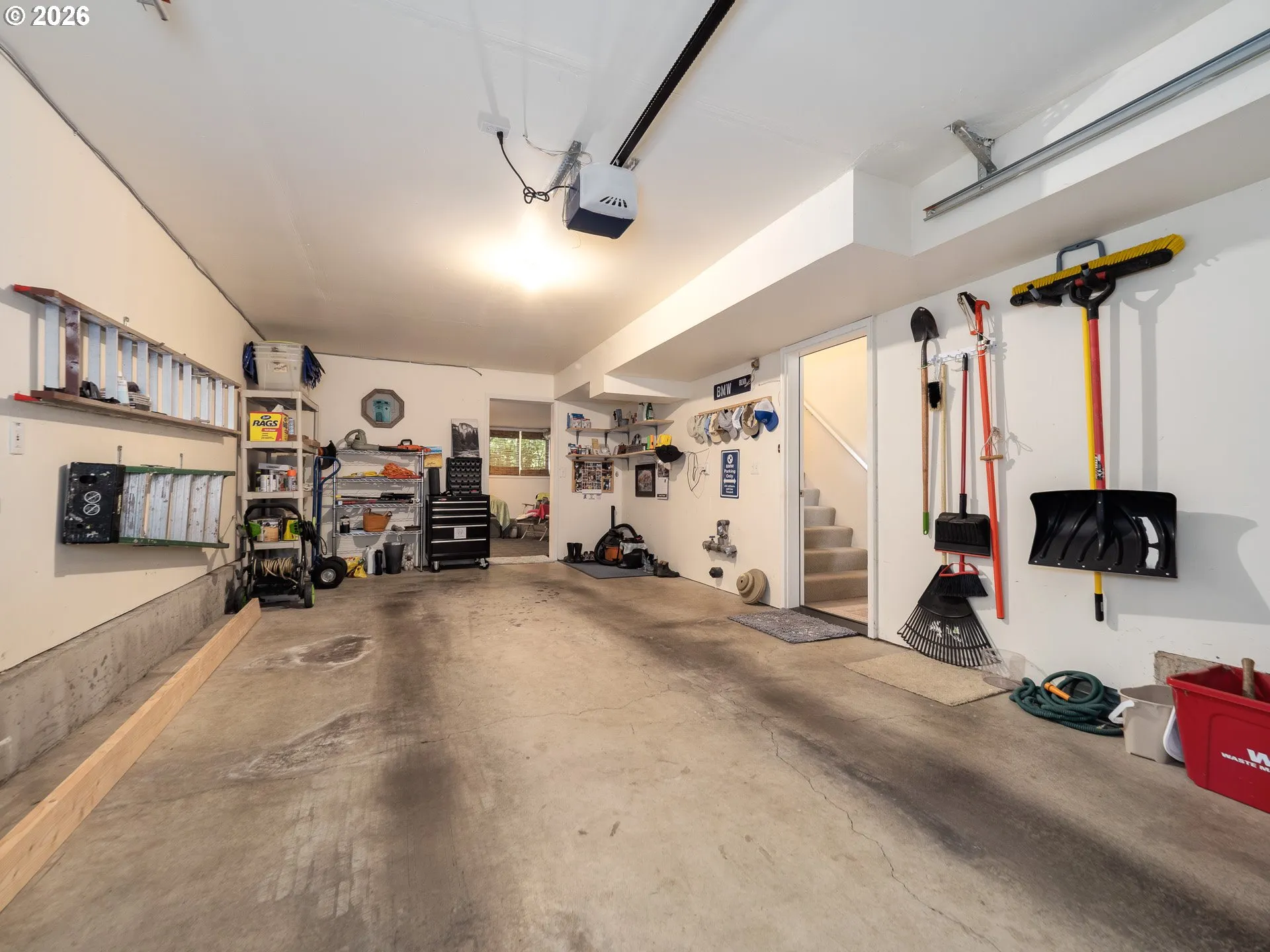 Garage-# 1