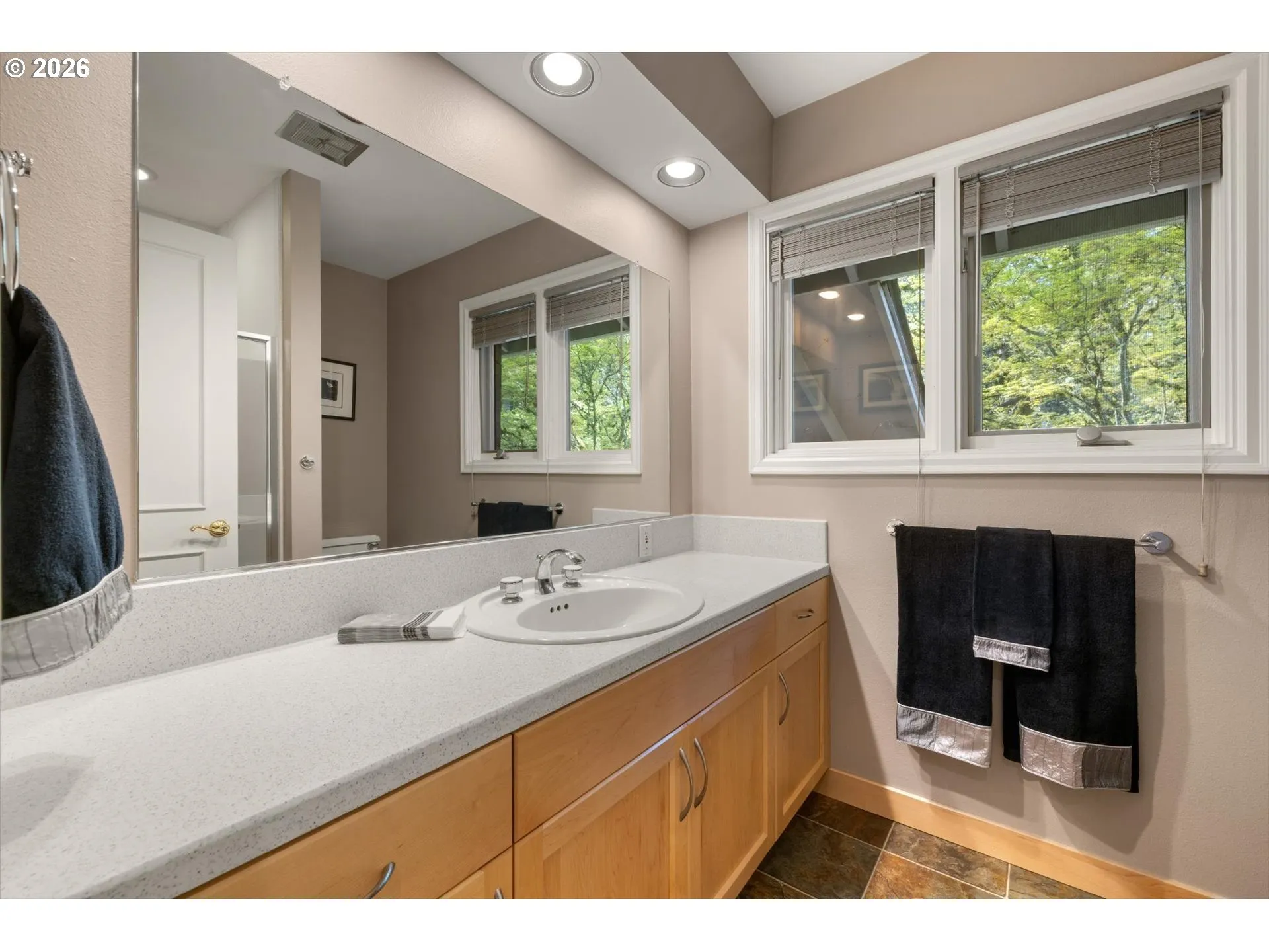 Bathroom-Upper