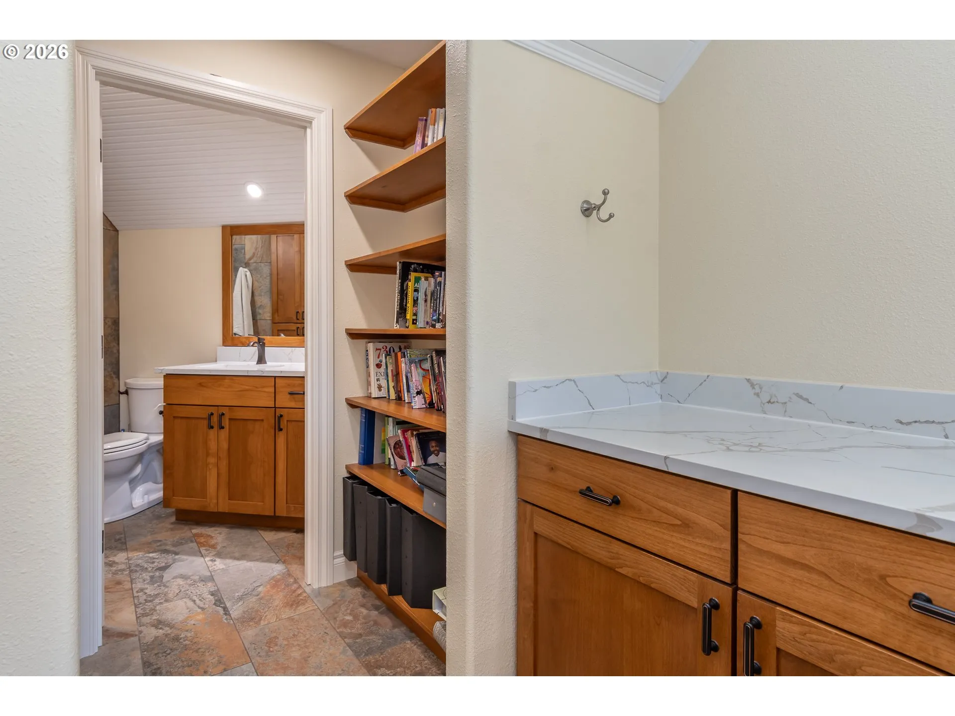 Bonus Room-Upper