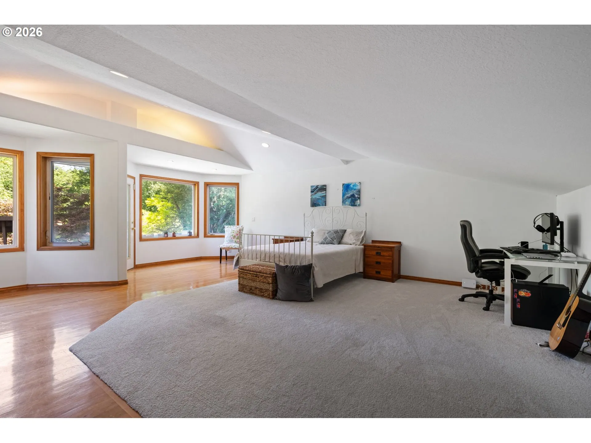 Bonus Room-Upper