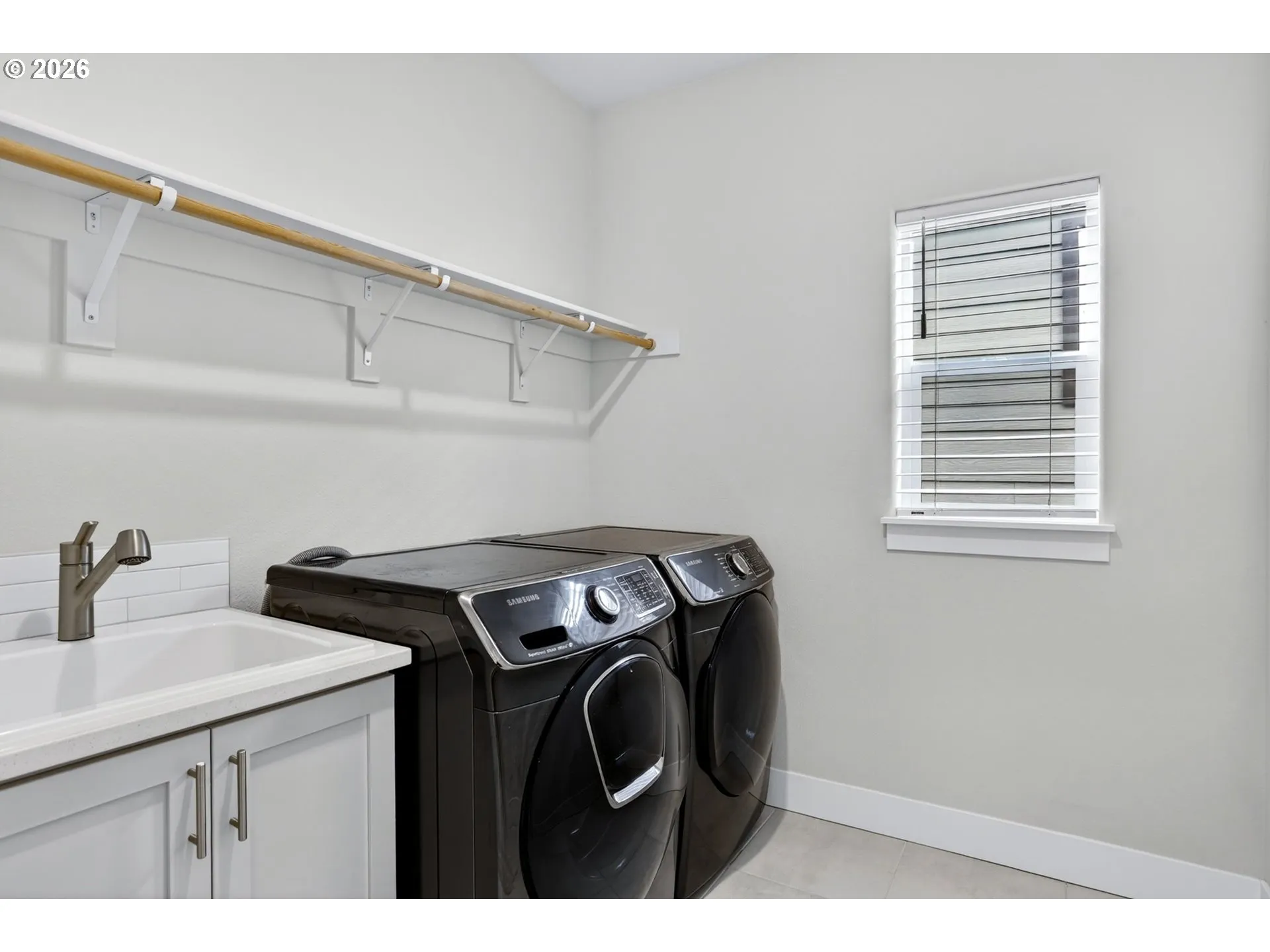 Laundry-Upper