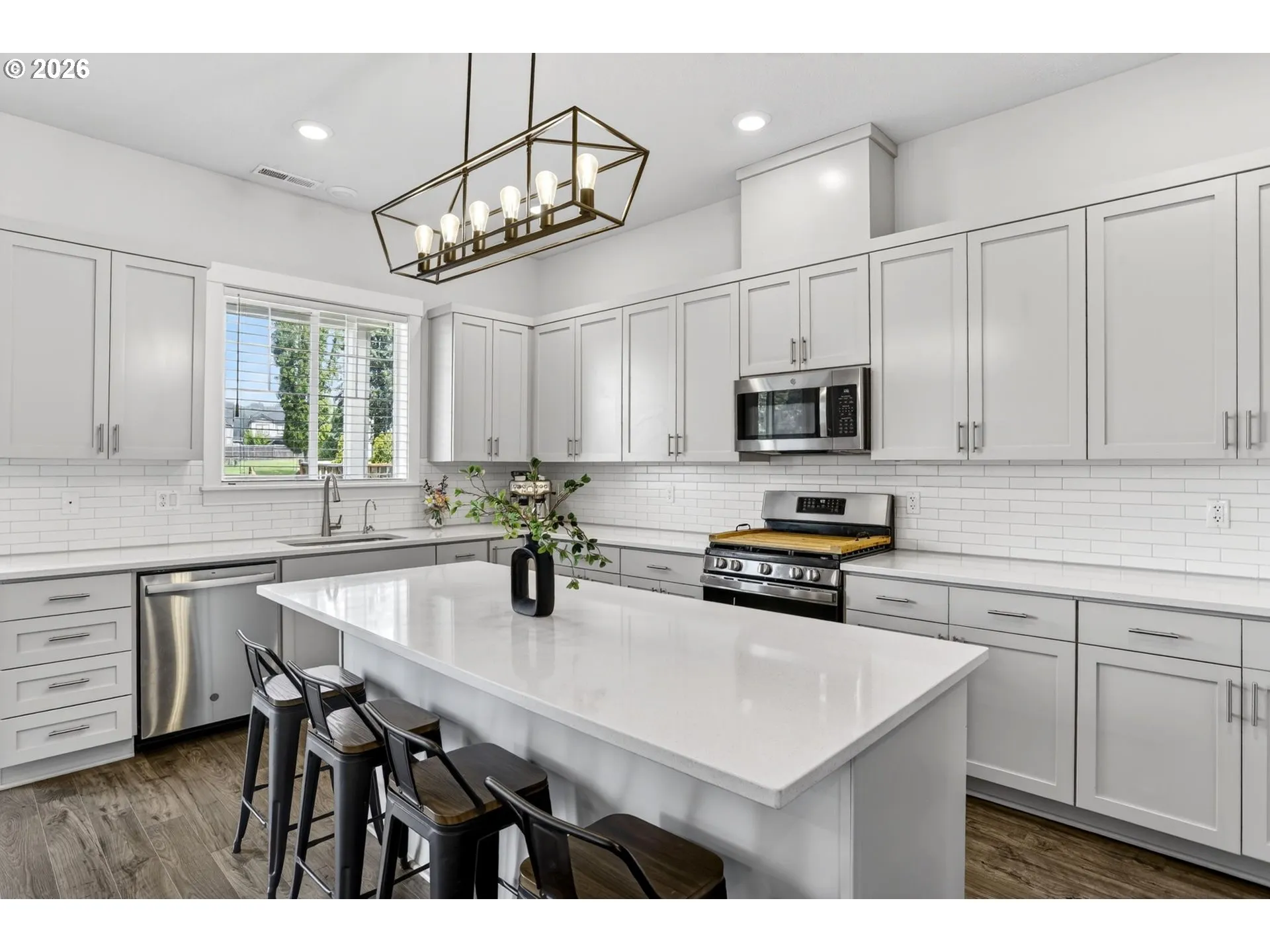 Kitchen-Island