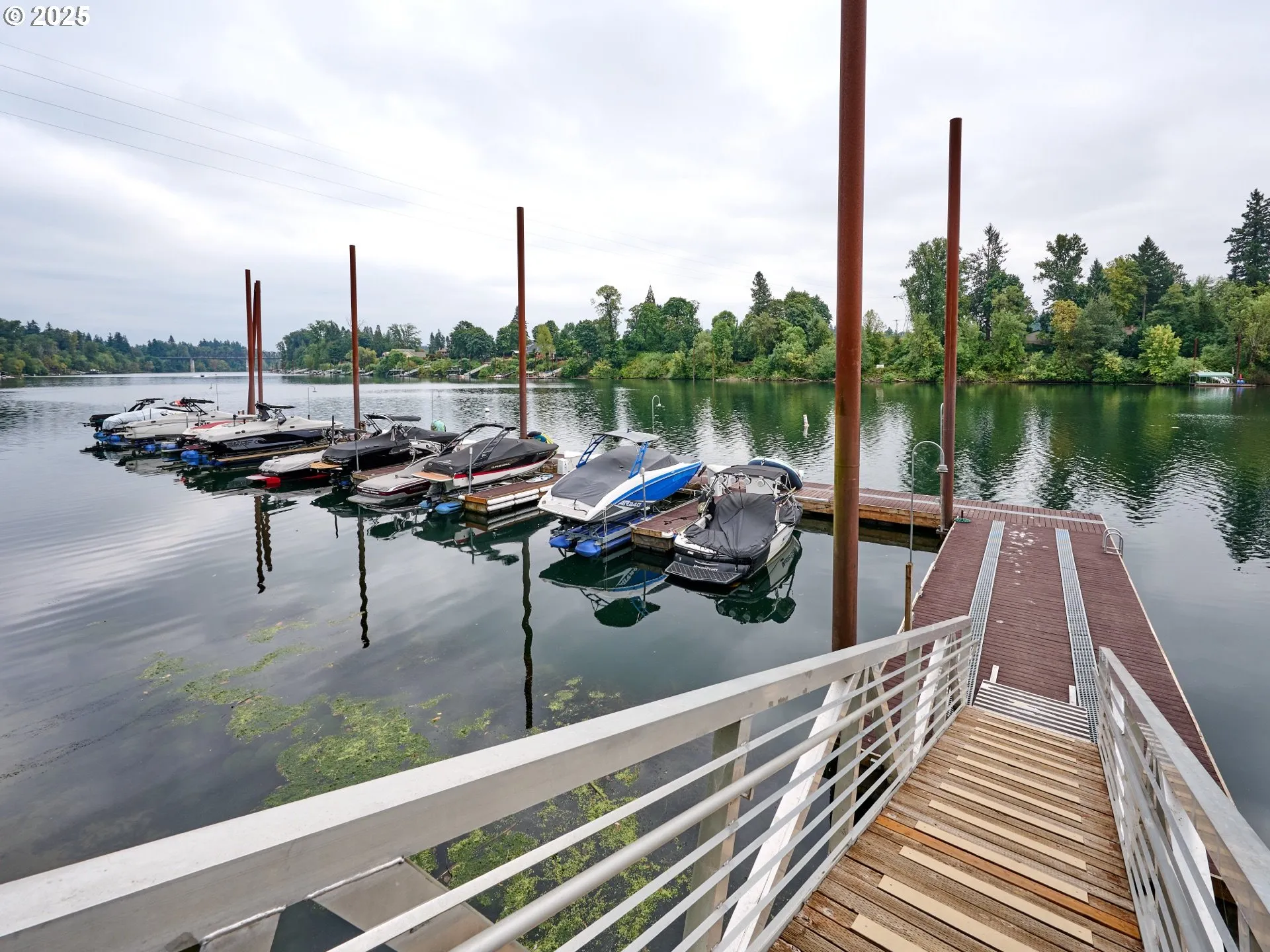 Dock