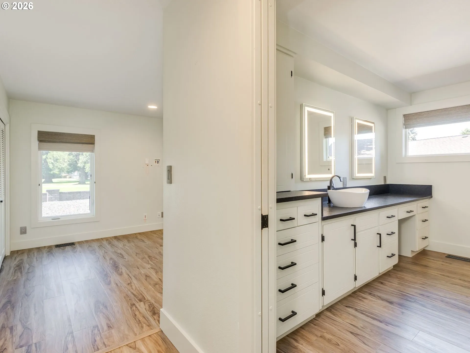 Bathroom, Attached