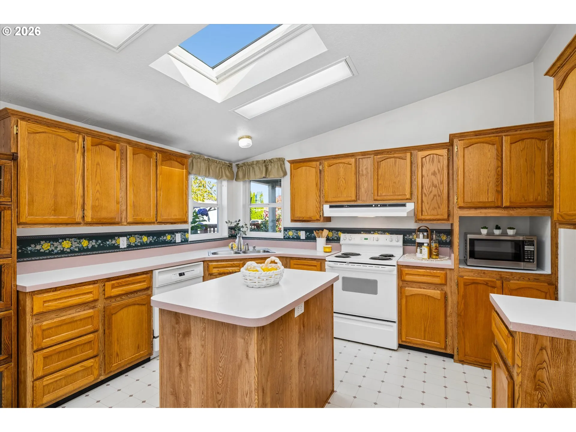 Kitchen-Skylight