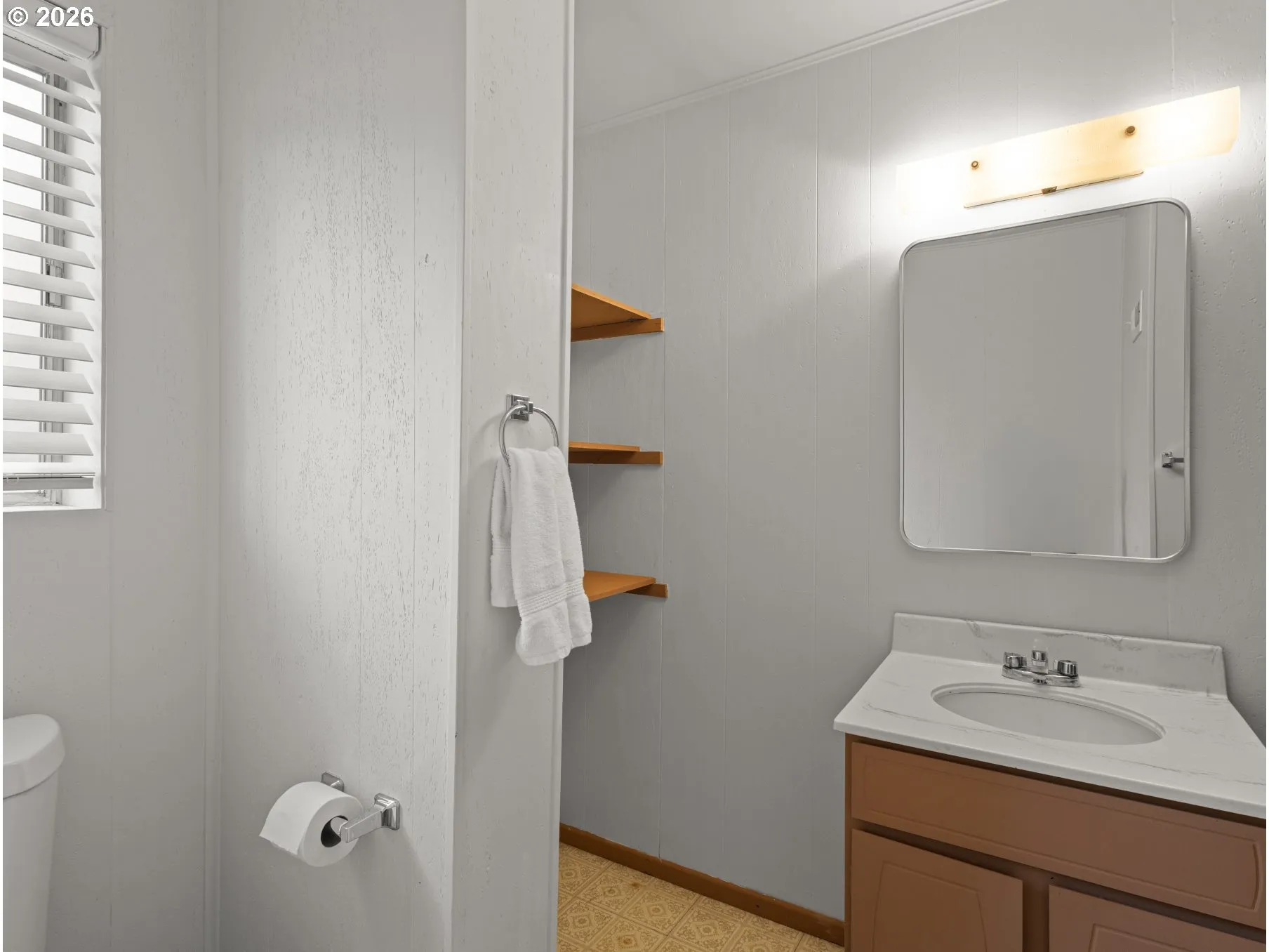 Bathroom-Lower