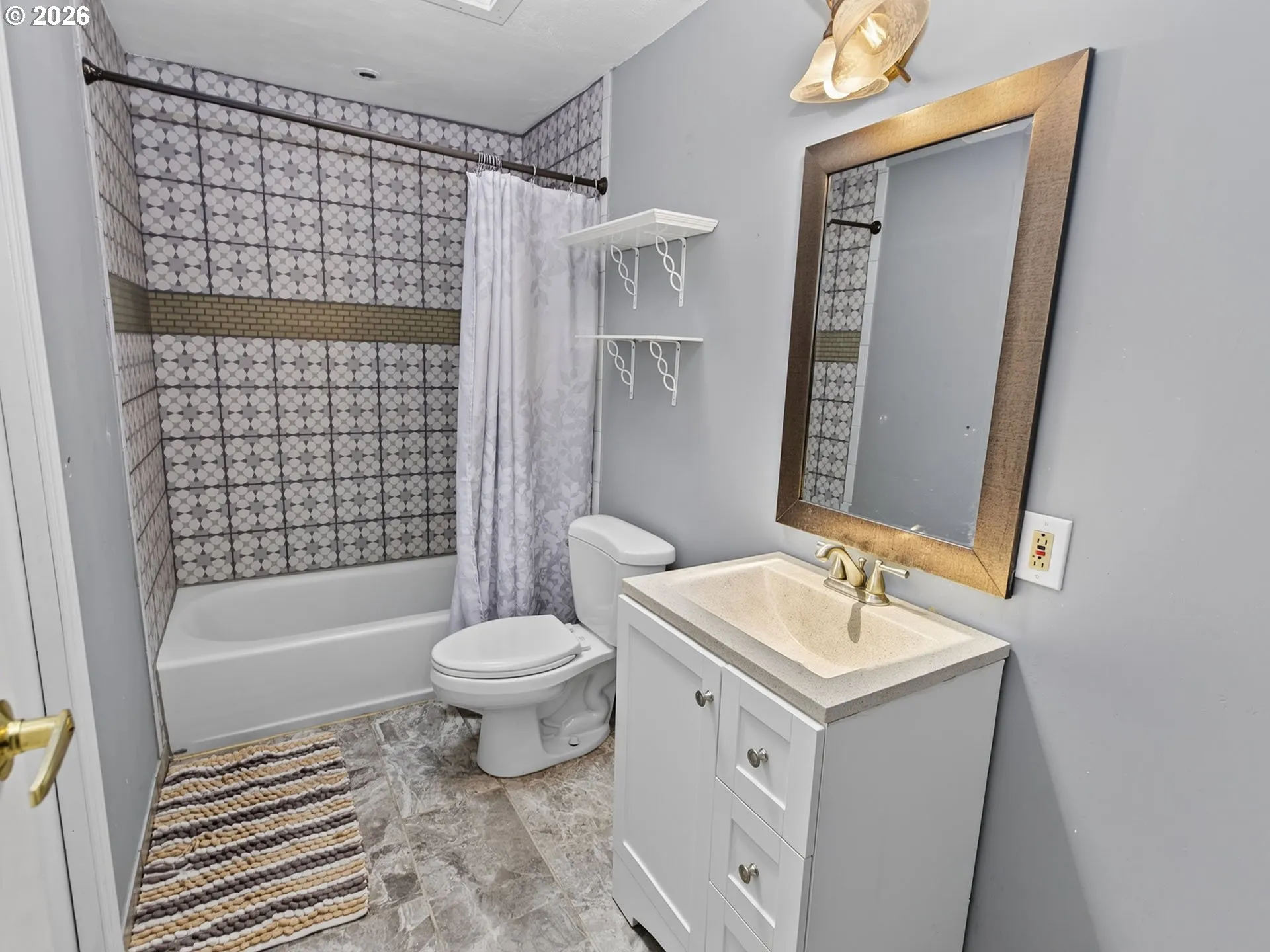 Bathroom-Hall