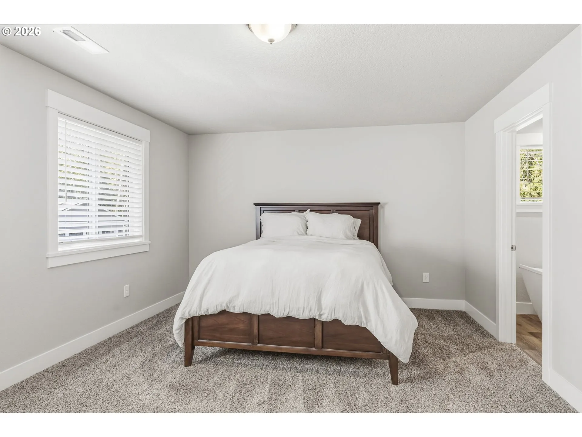 Bedroom, Primary