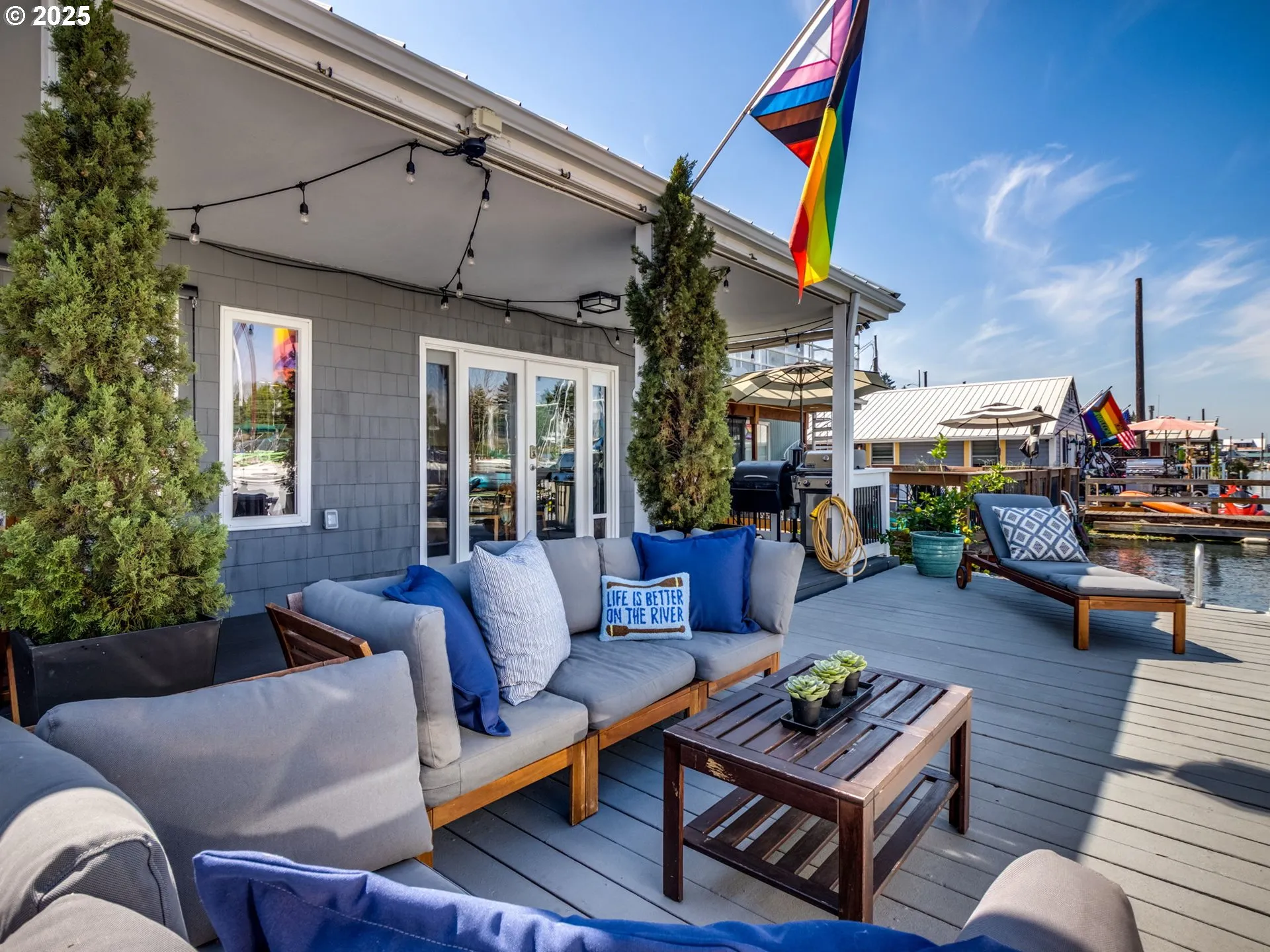 Deck-Main