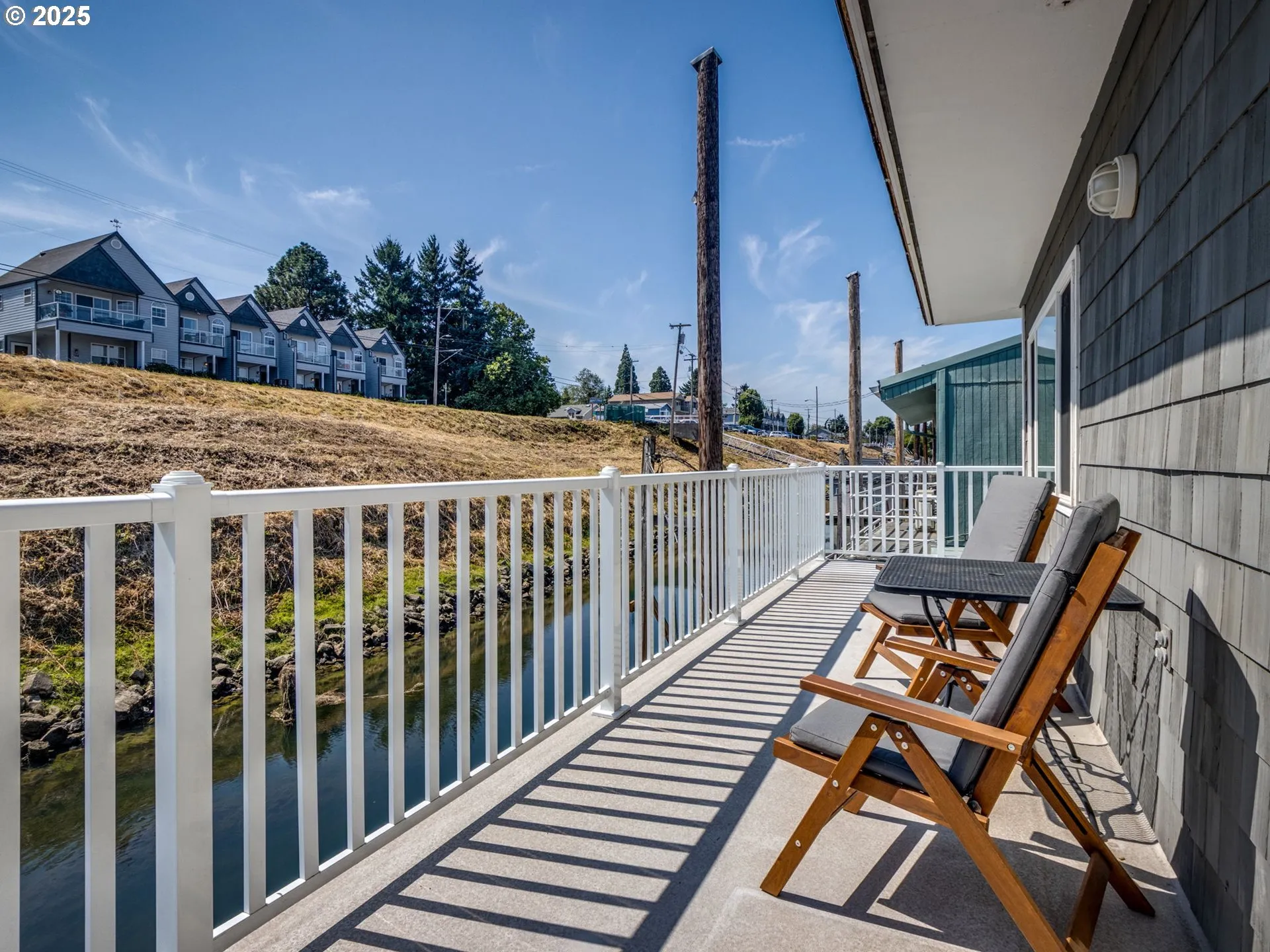 Deck-Upper