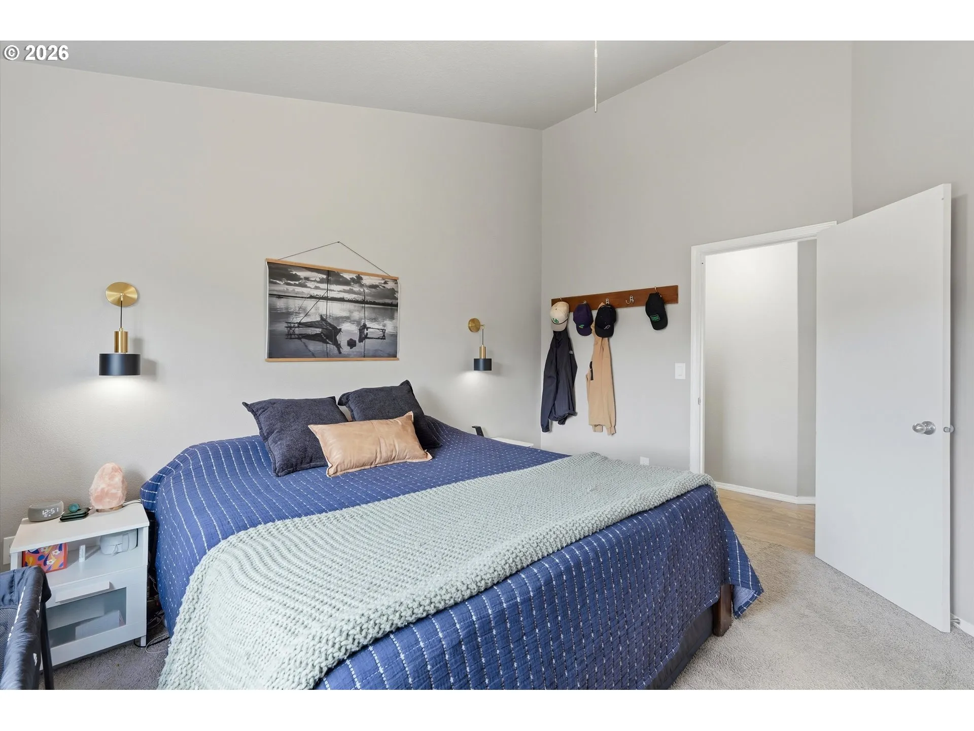 Bedroom, Owner's Suite-Vaulted Ceilings