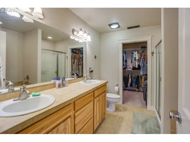Owner's Suite Bathroom