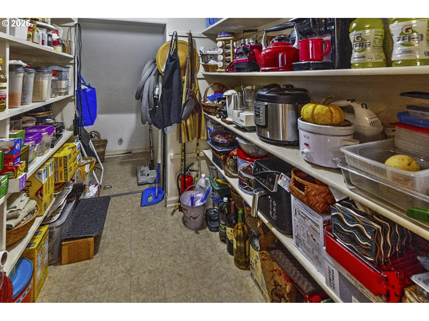 Pantry-Main
