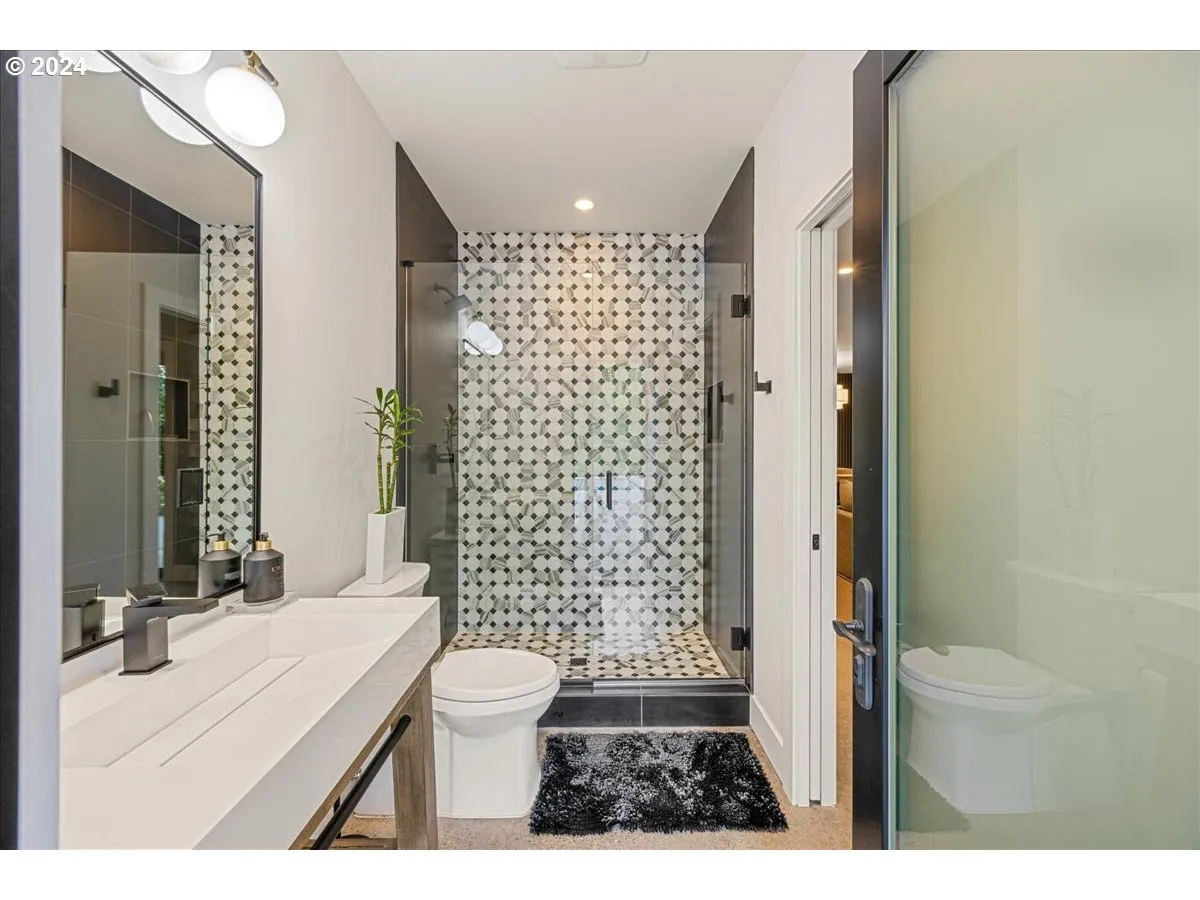 Bathroom-Lower