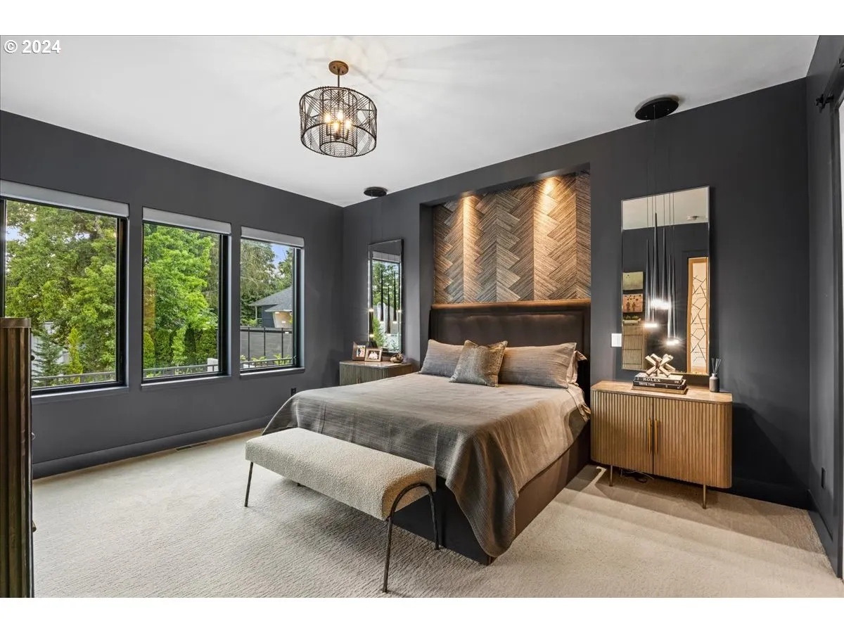 Owner's Suite Bedroom-Second Primary