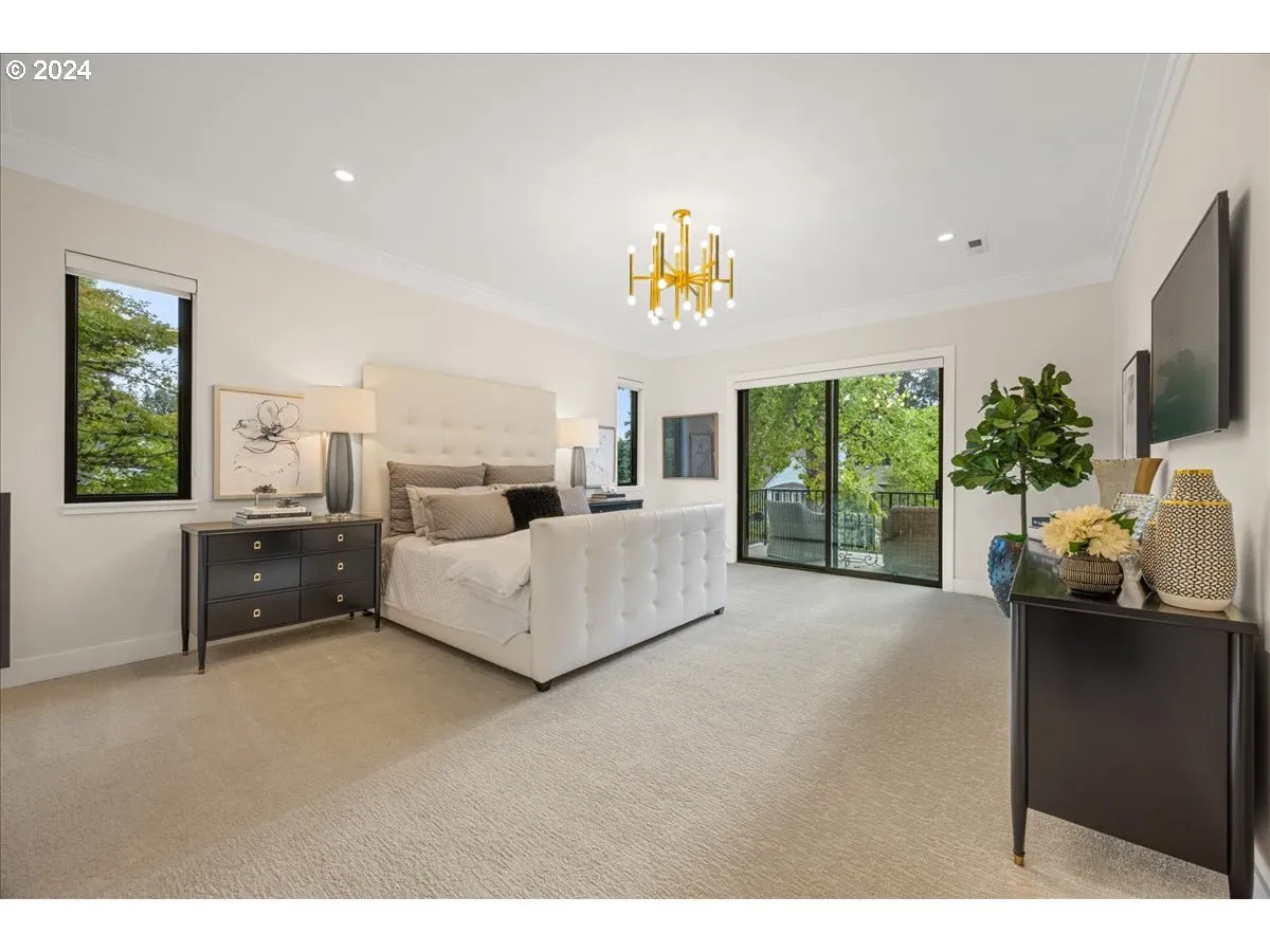 Owner's Suite Bedroom-Main