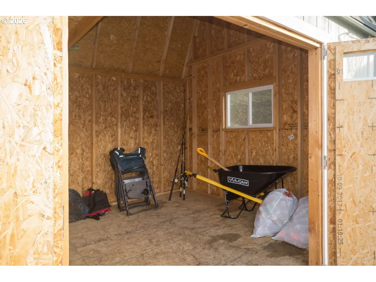 Shed