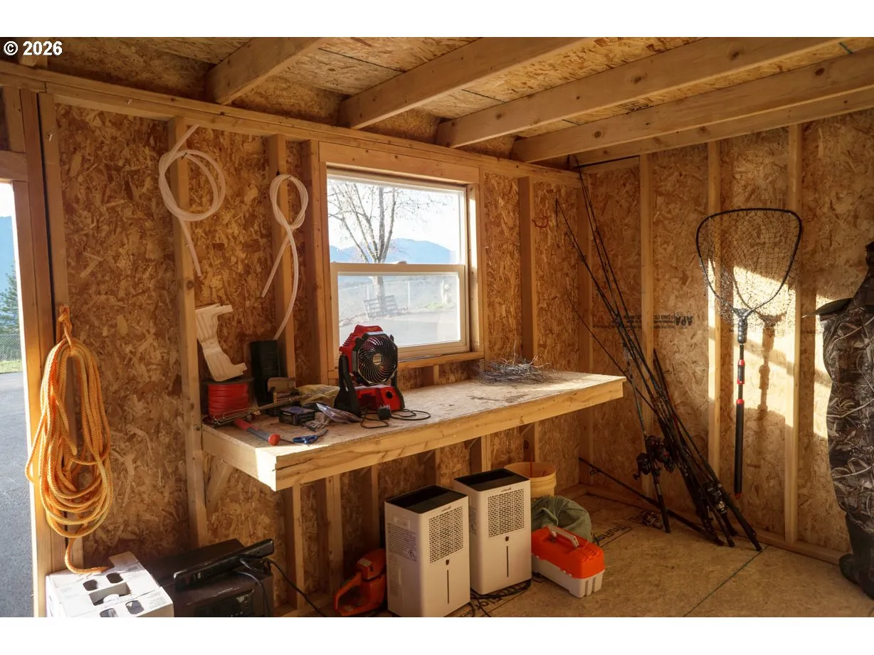 Shed