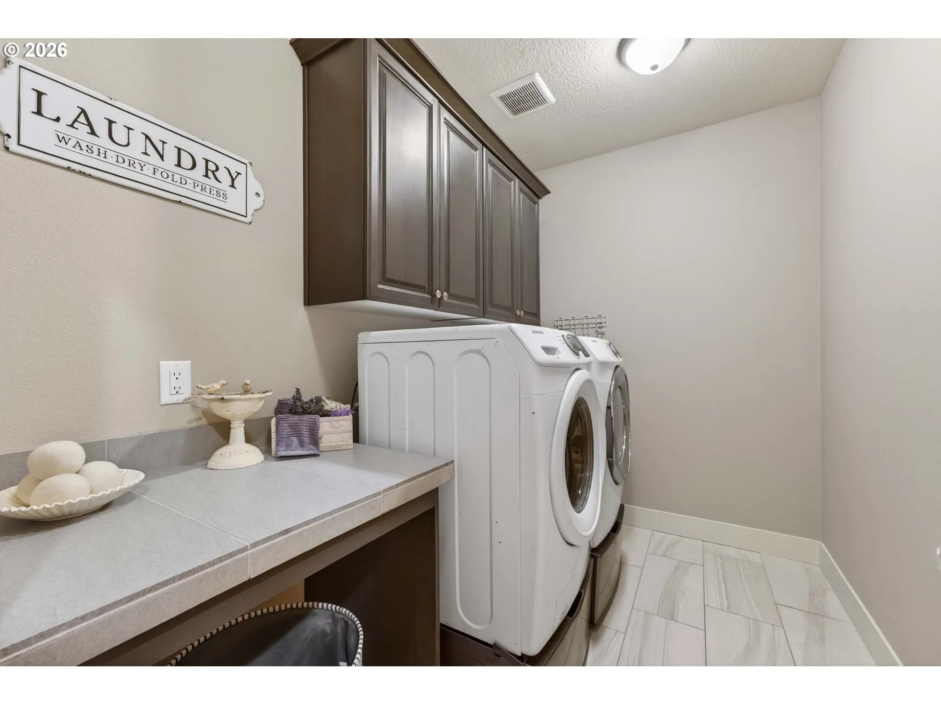 Laundry-Main