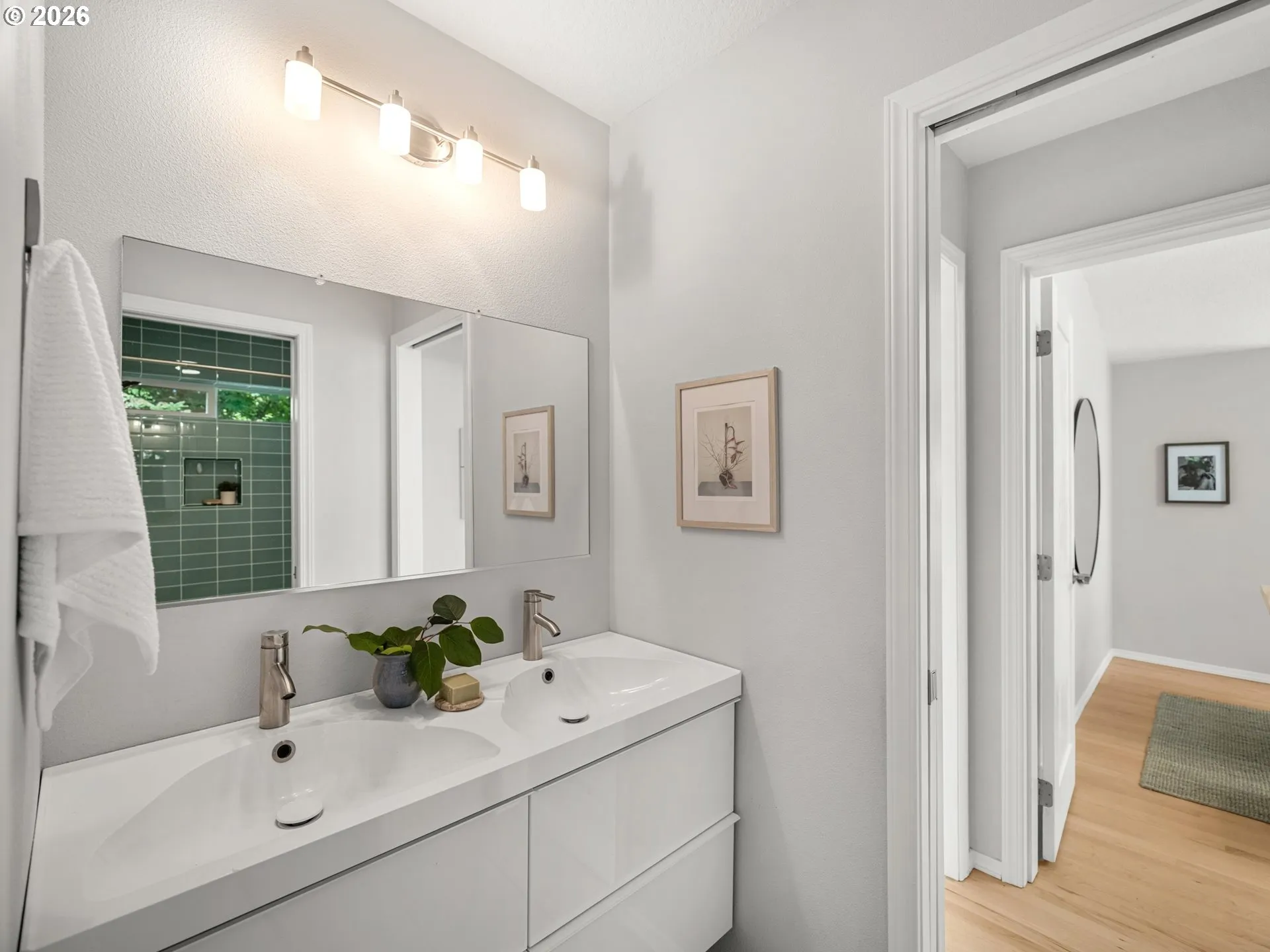 Bathroom-Jack and Jill