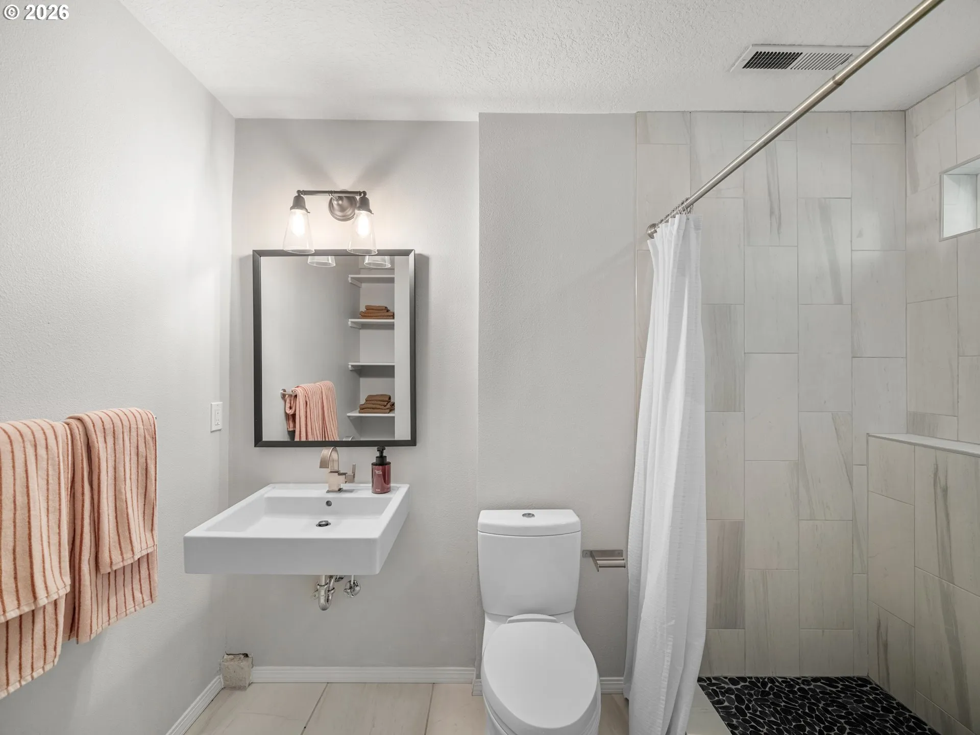 Bathroom-Lower